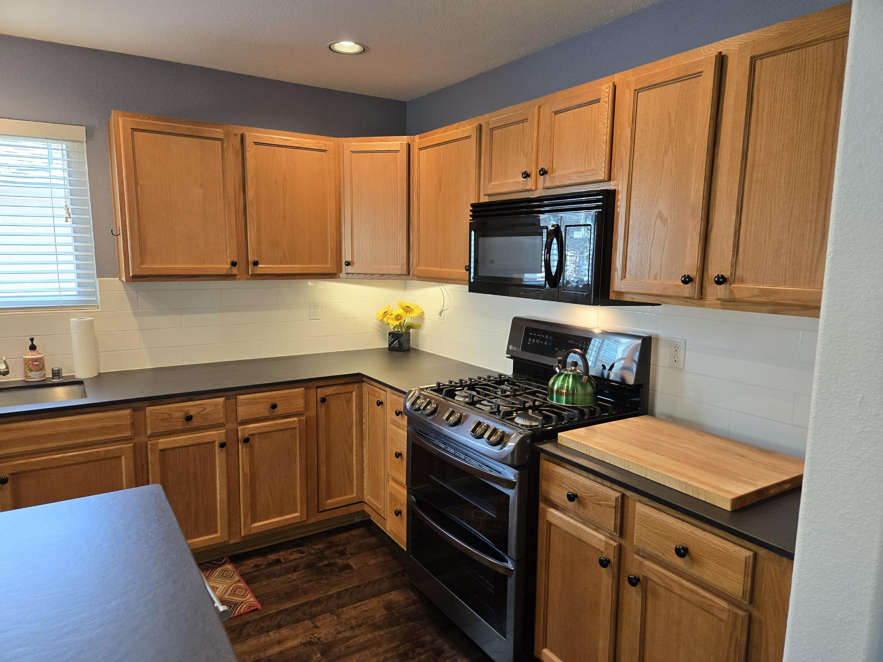 509 SOOTHING MEADOWS Drive NE