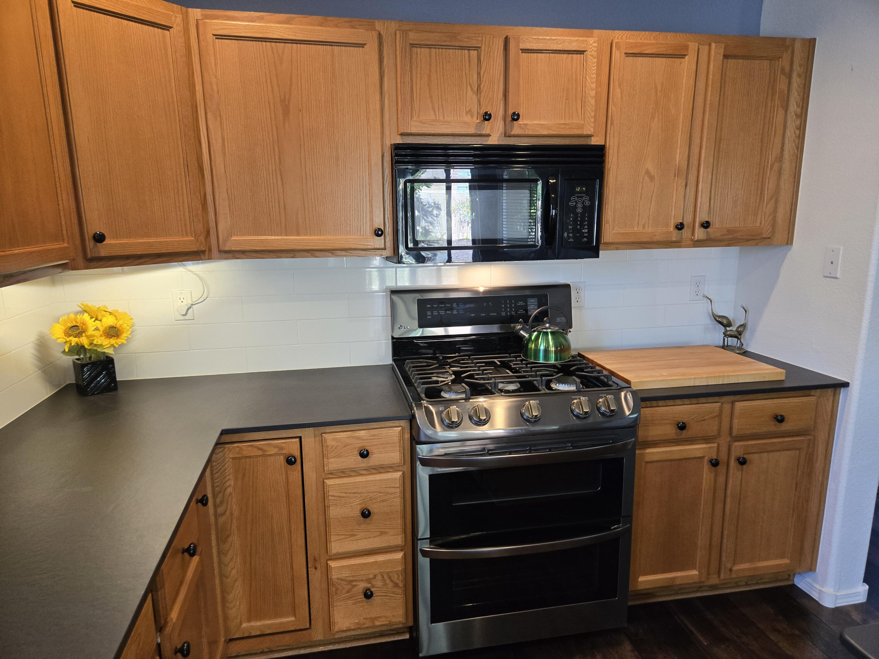 509 SOOTHING MEADOWS Drive NE