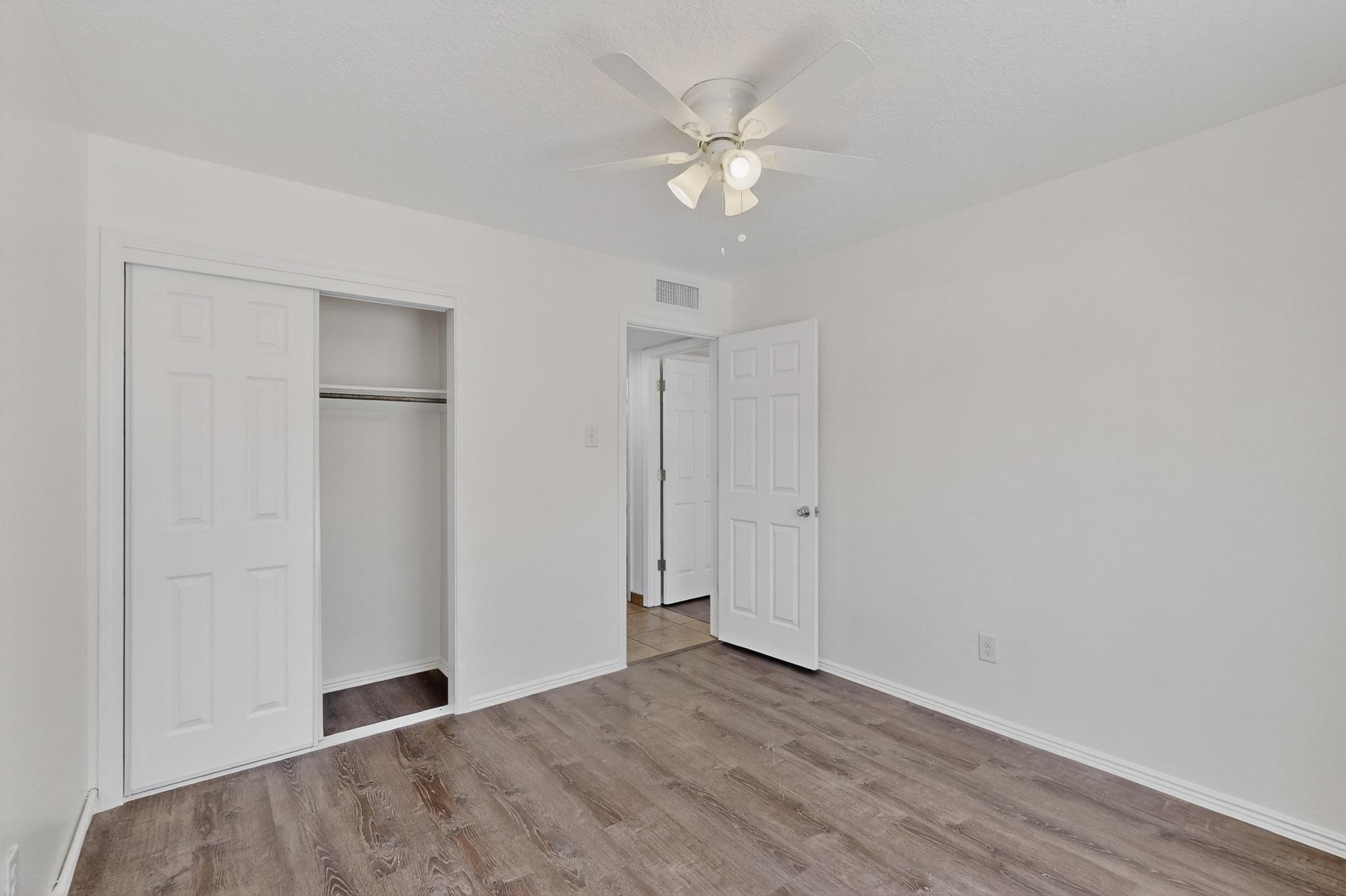 2301 SATURN Place NE