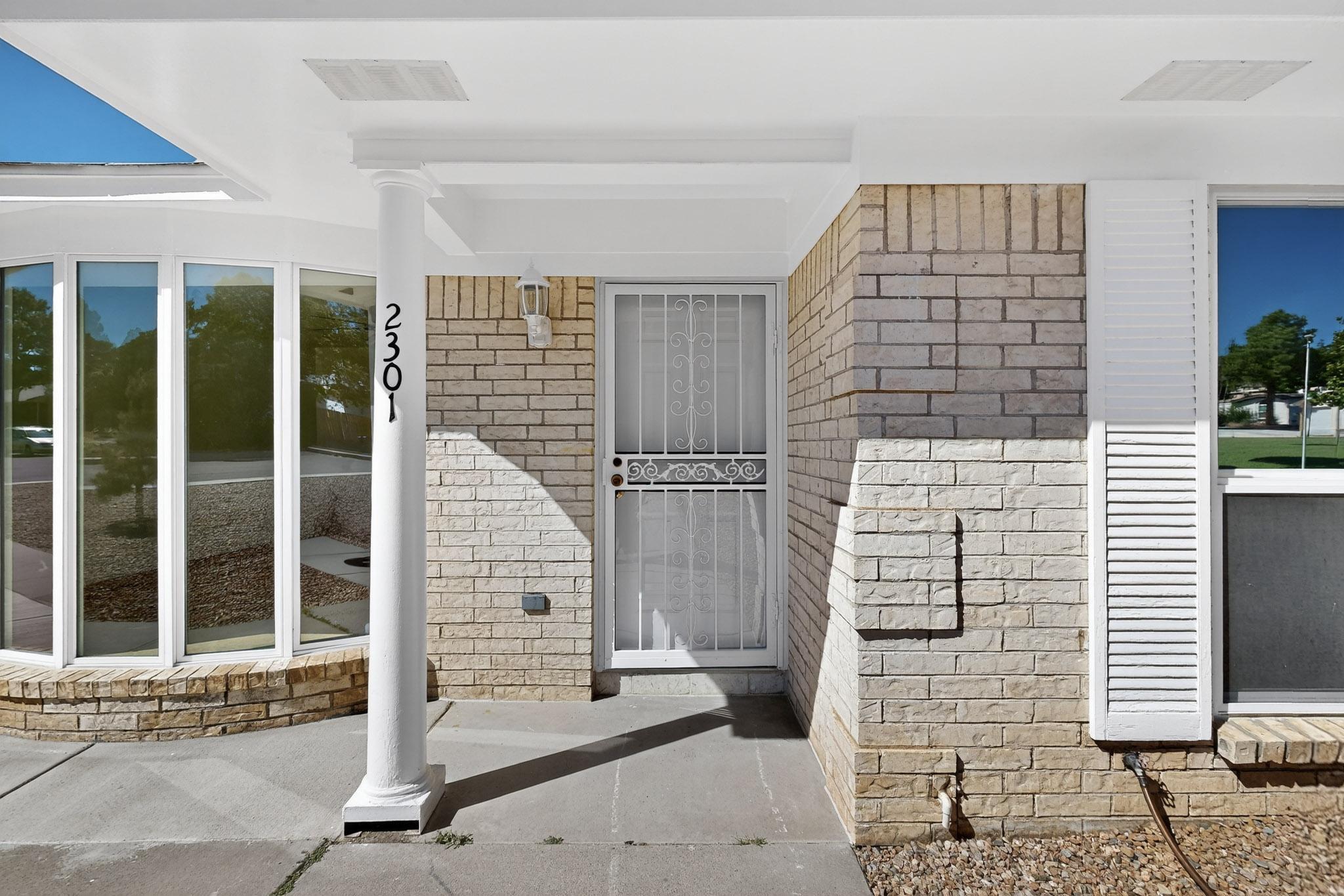 2301 SATURN Place NE