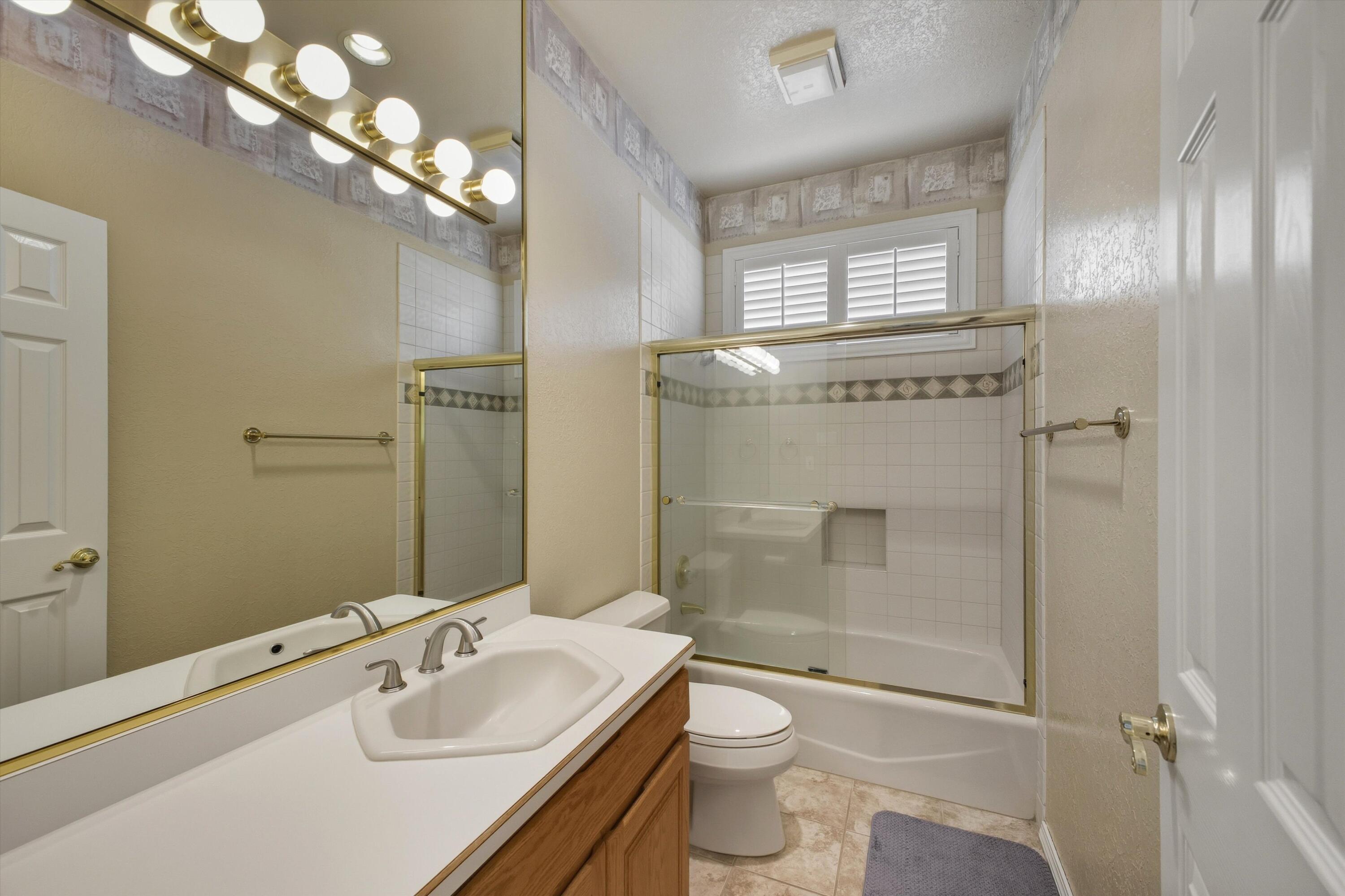 13204 Princess Jeanne Avenue NE