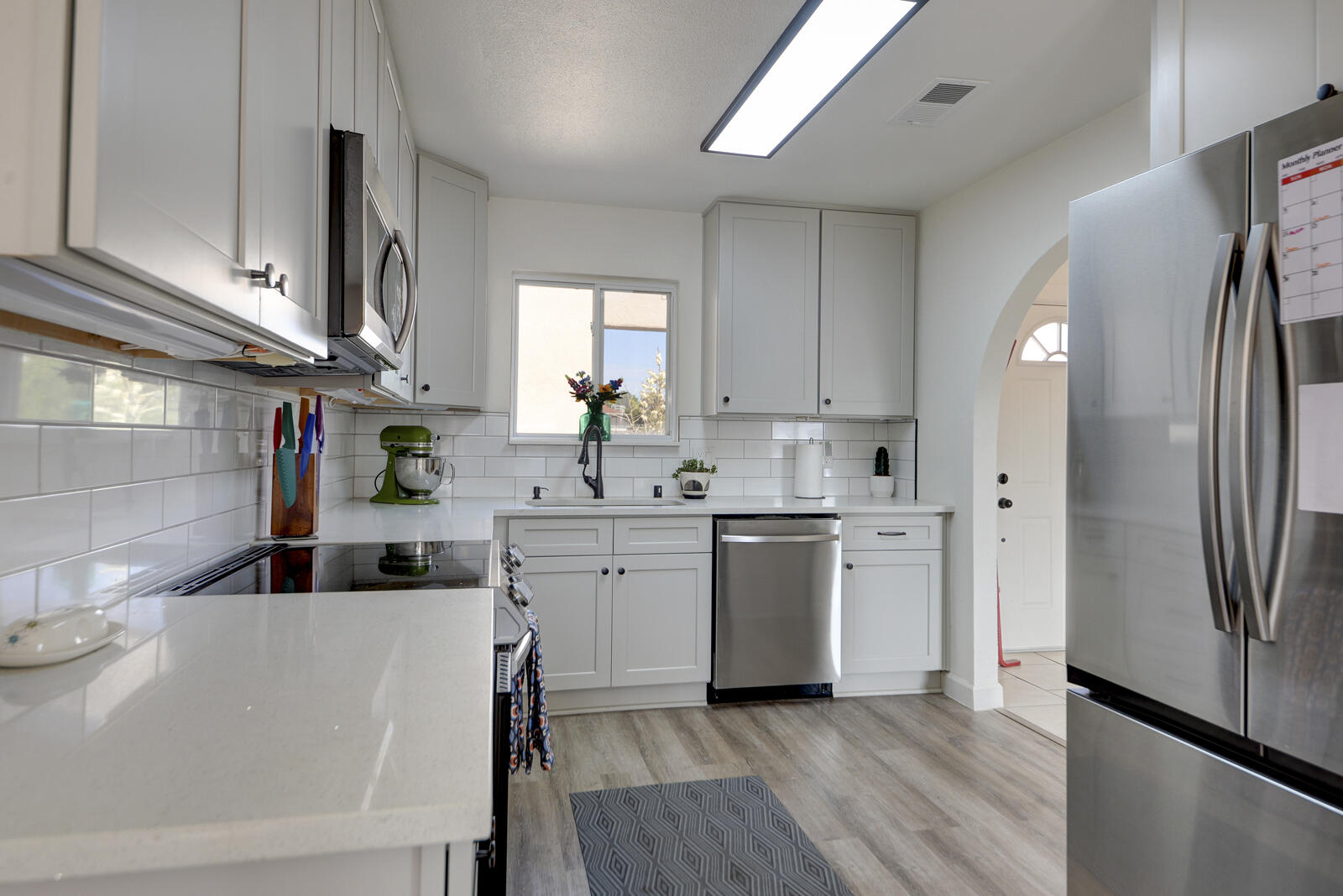 3610 OAKMOUNT Drive SE