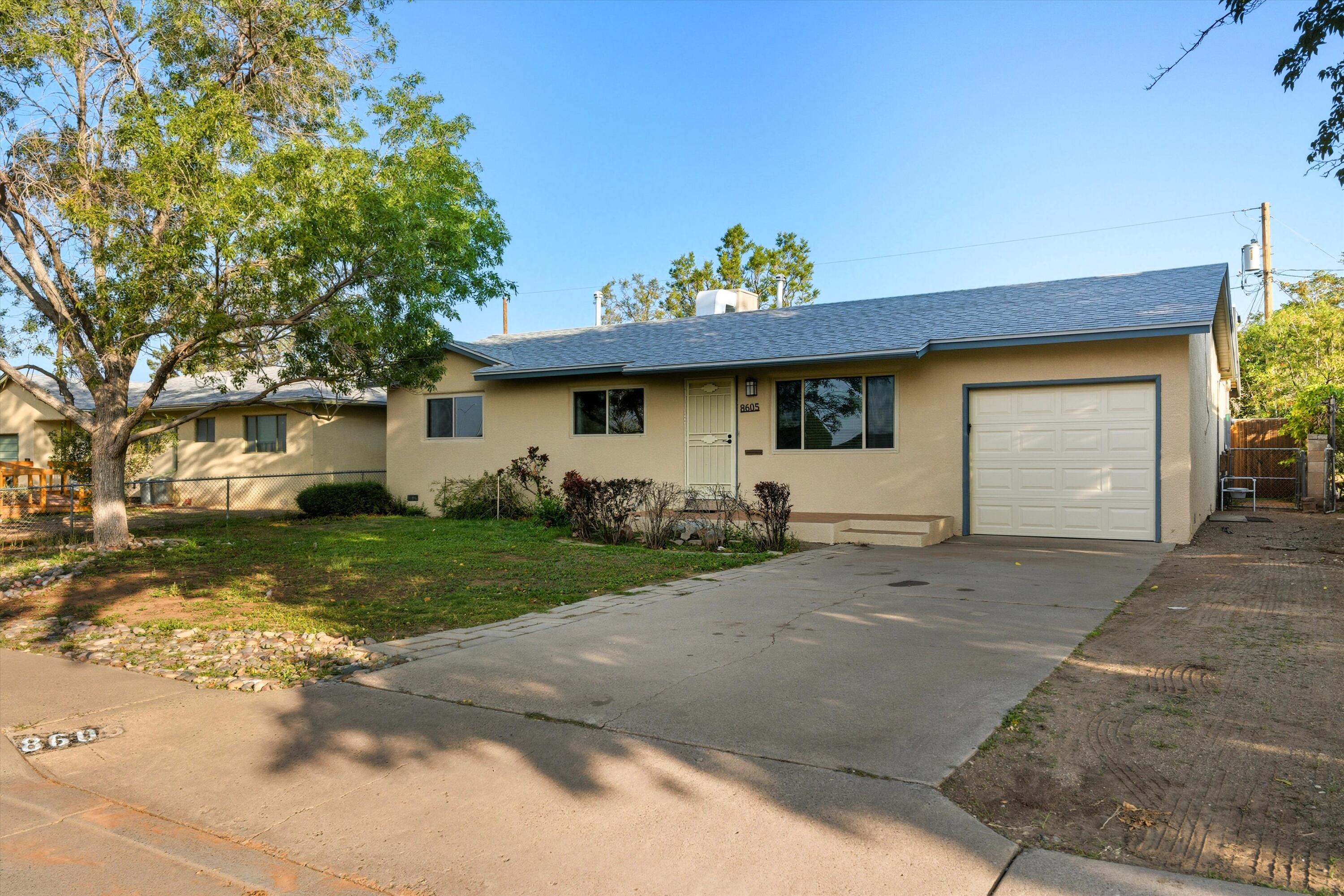 8605 Mountain Road NE