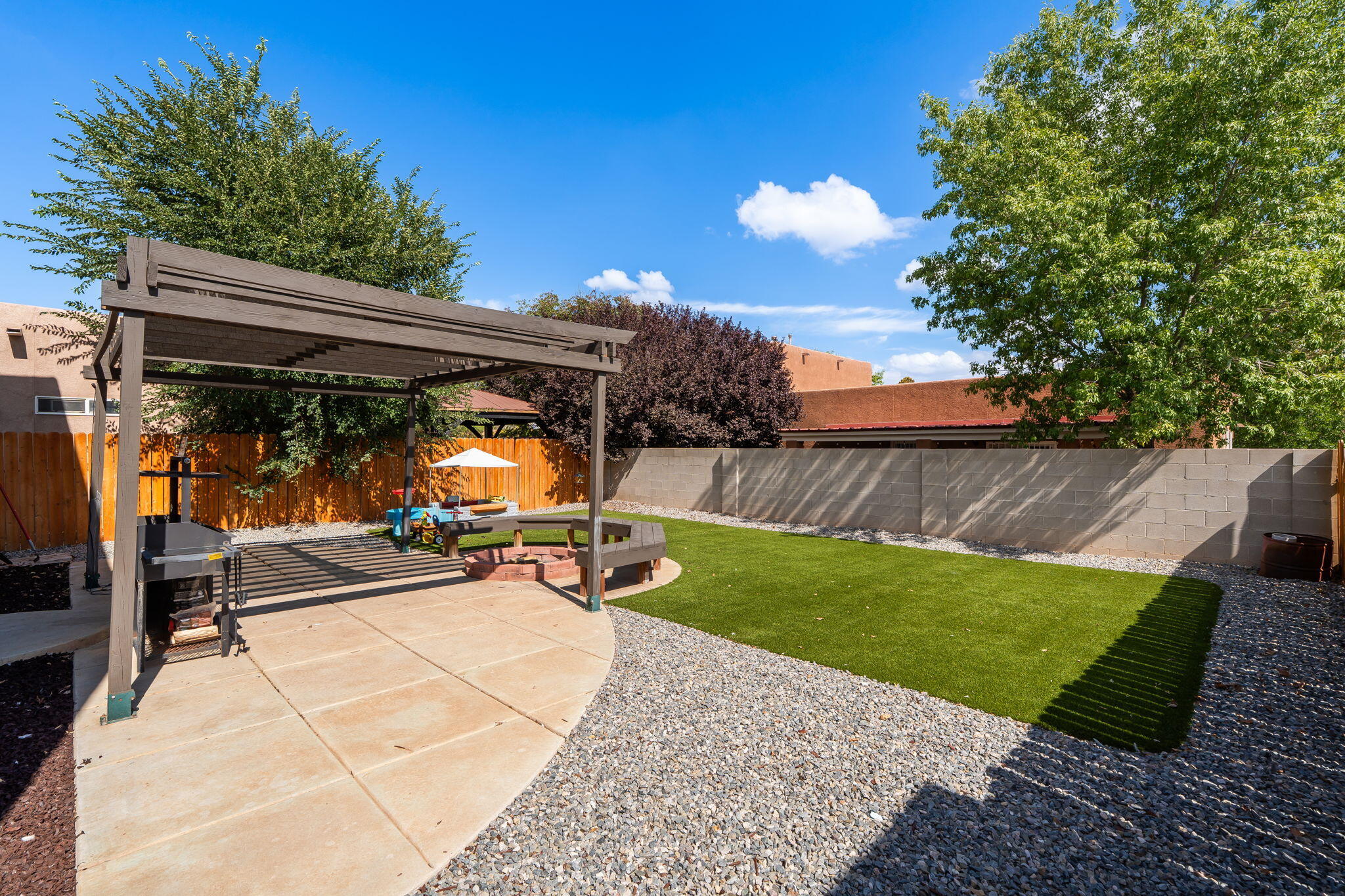 704 Nicklaus Drive SW