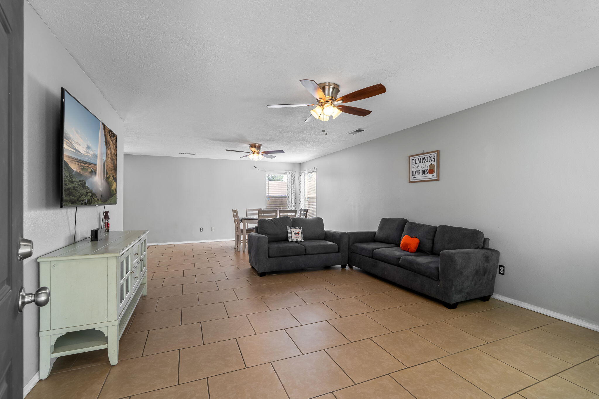 704 Nicklaus Drive SW