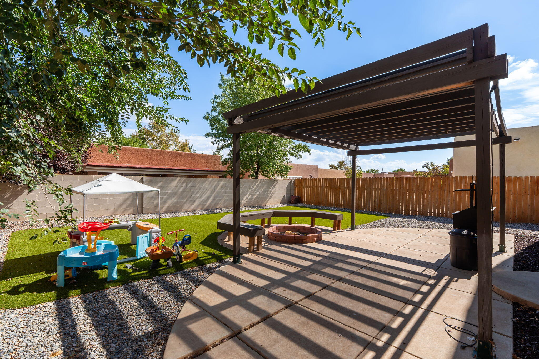 704 Nicklaus Drive SW