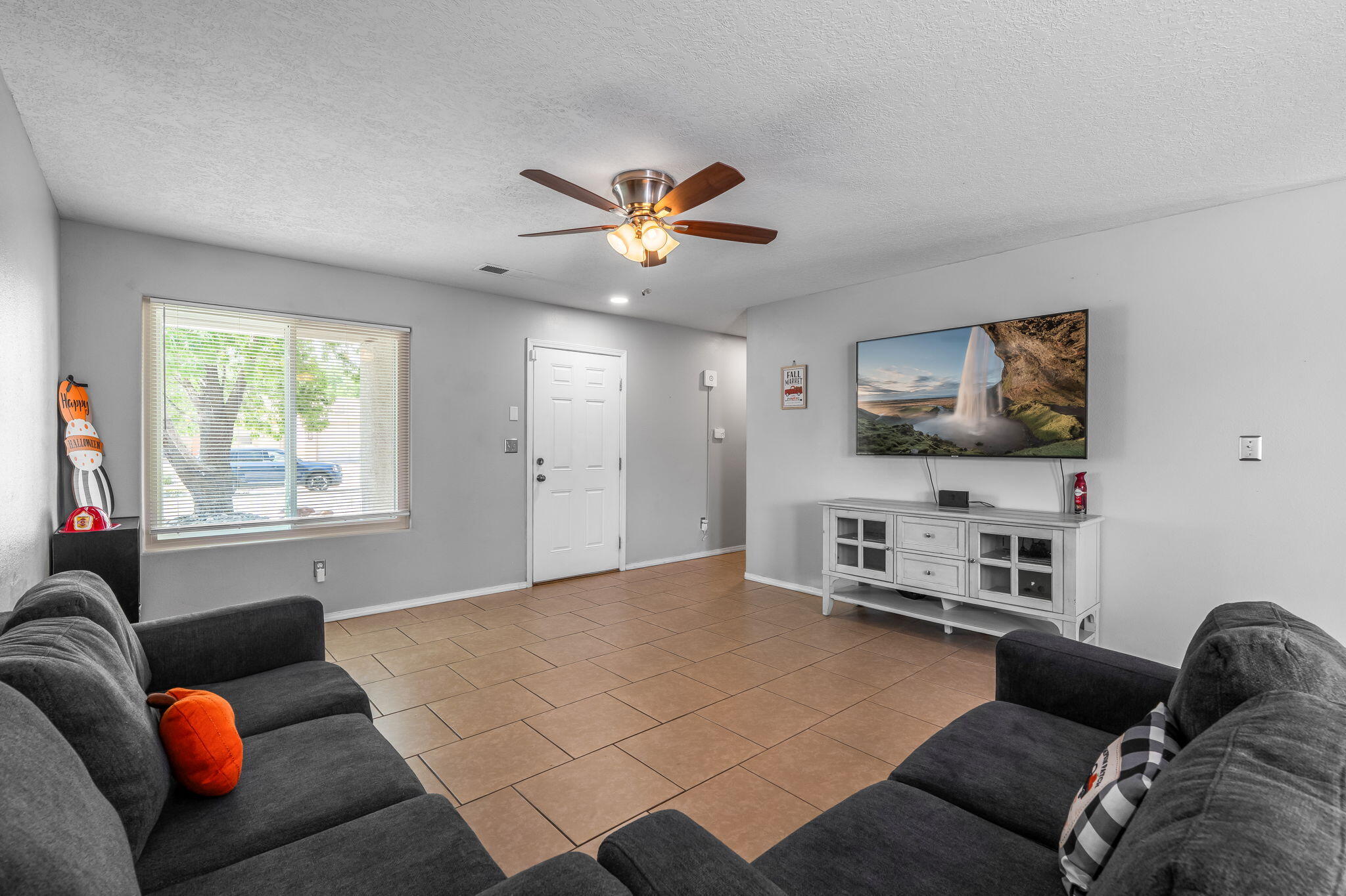 704 Nicklaus Drive SW