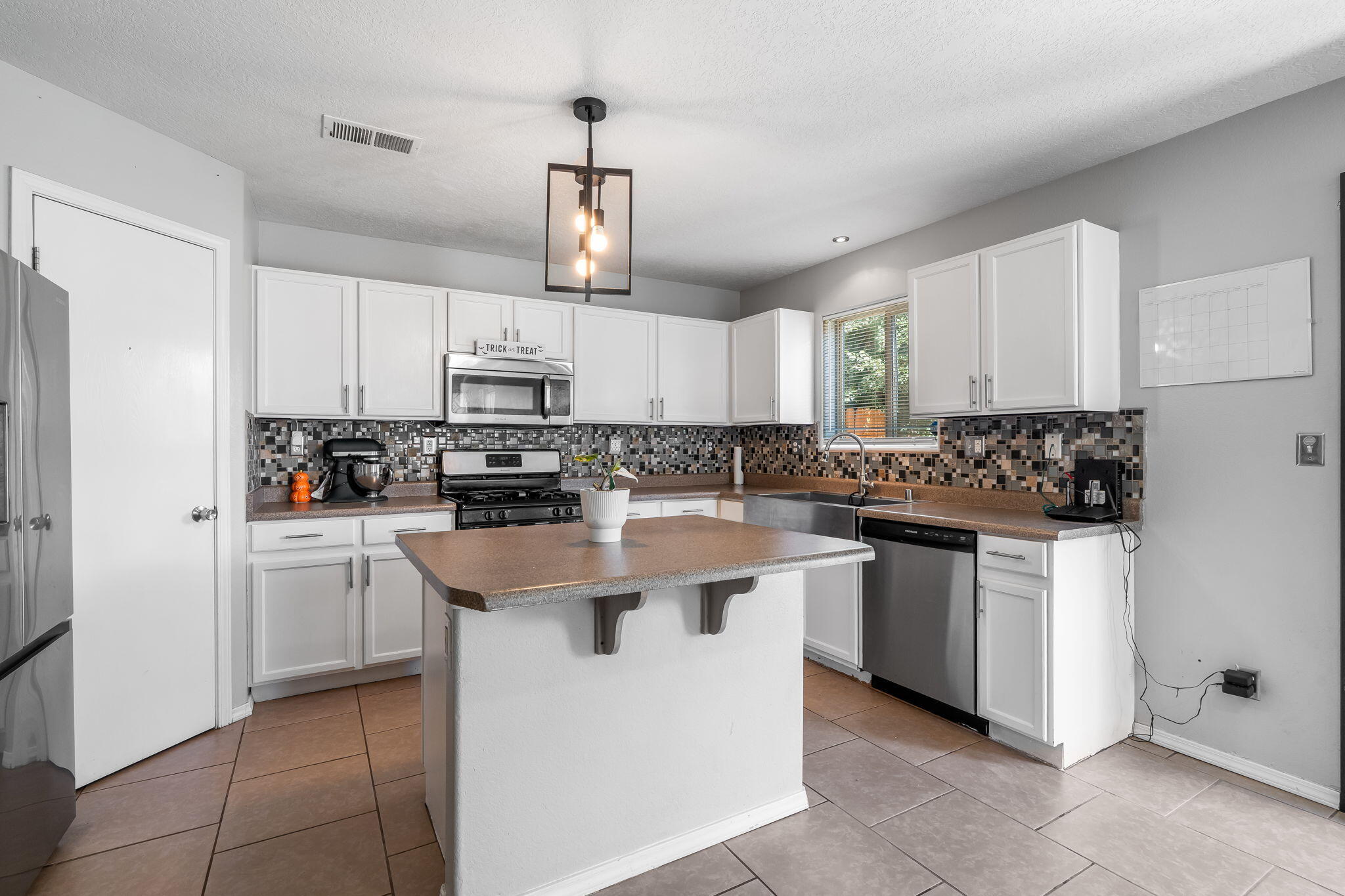 704 Nicklaus Drive SW