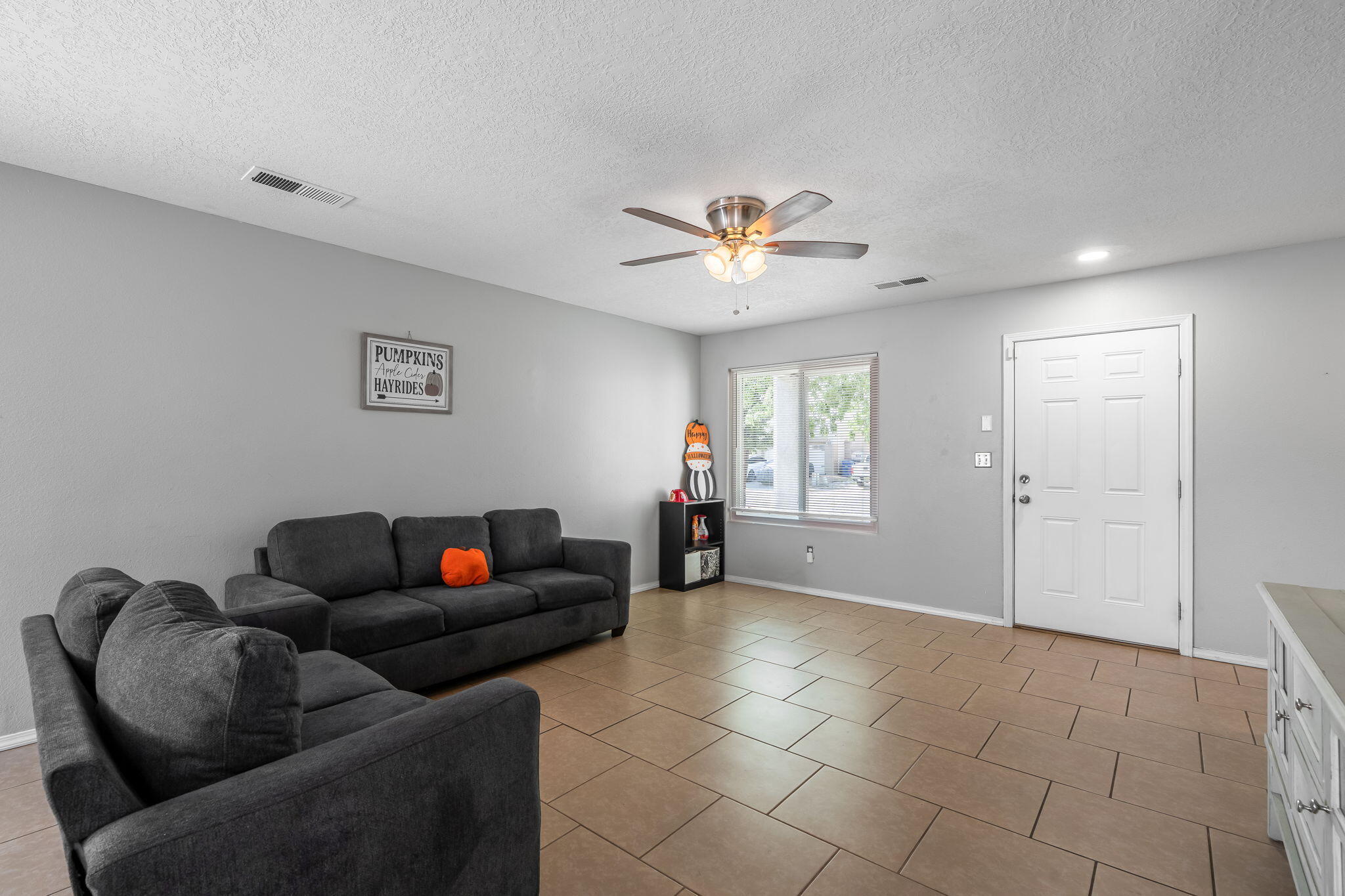 704 Nicklaus Drive SW