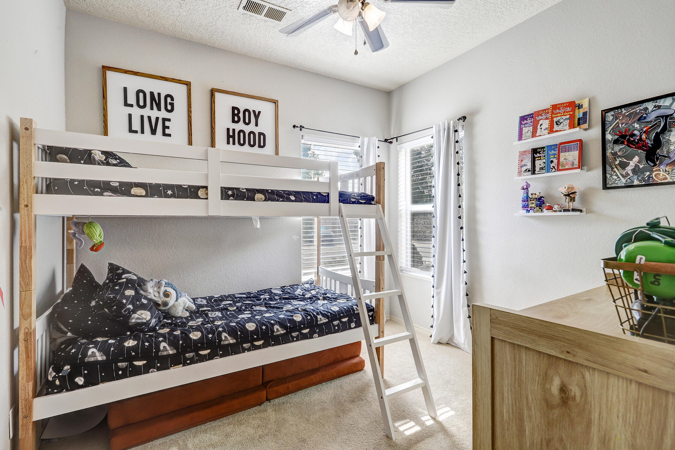 6209 NACIONAL Road NW