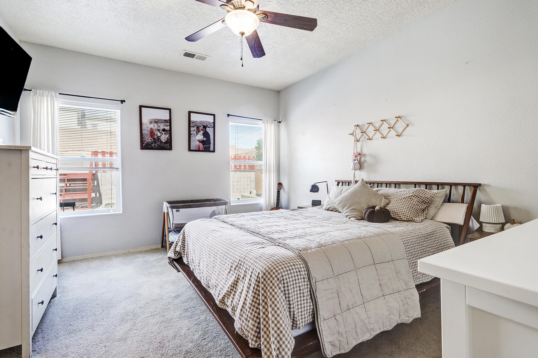 6209 NACIONAL Road NW