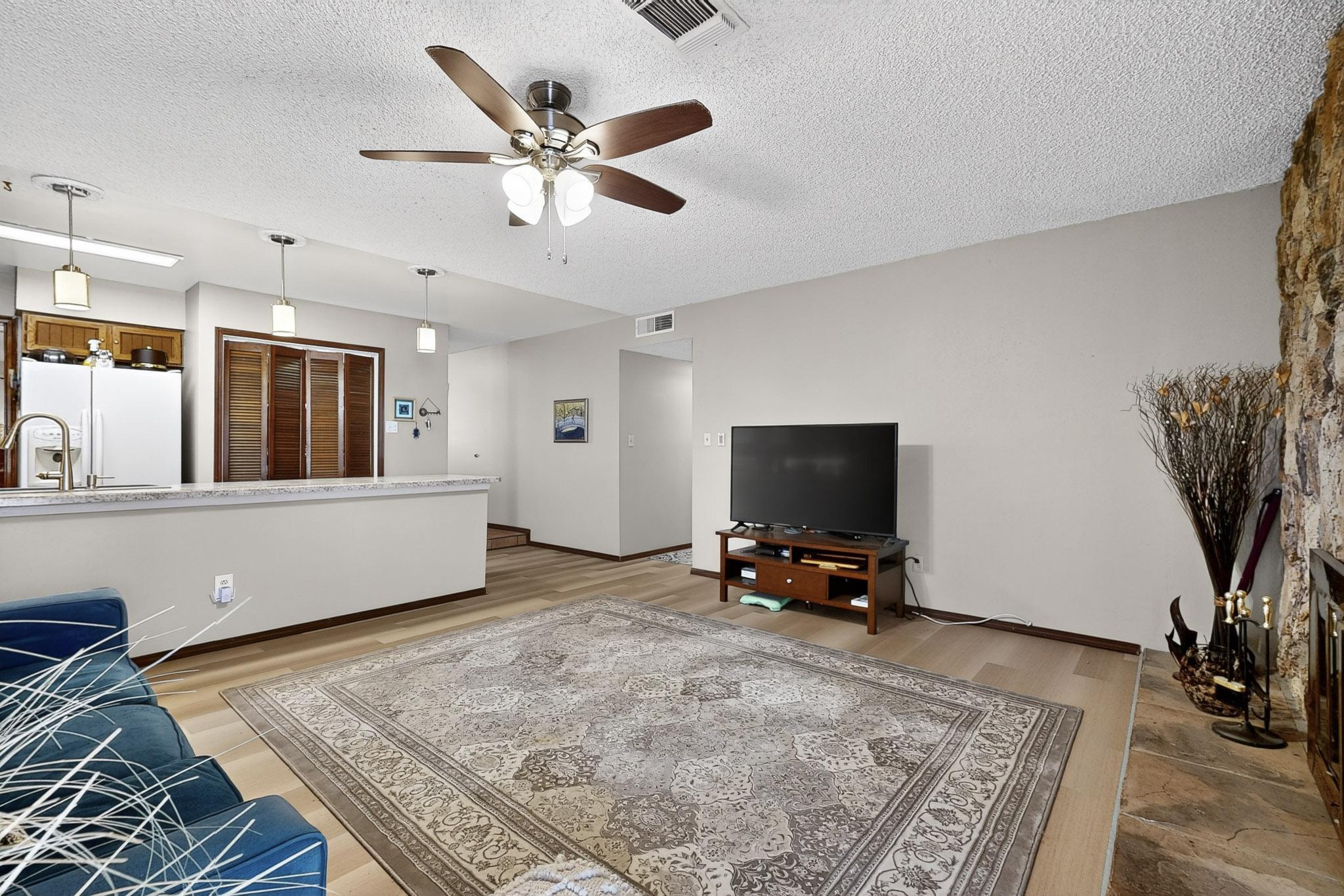 5805 Chimayo Drive NW