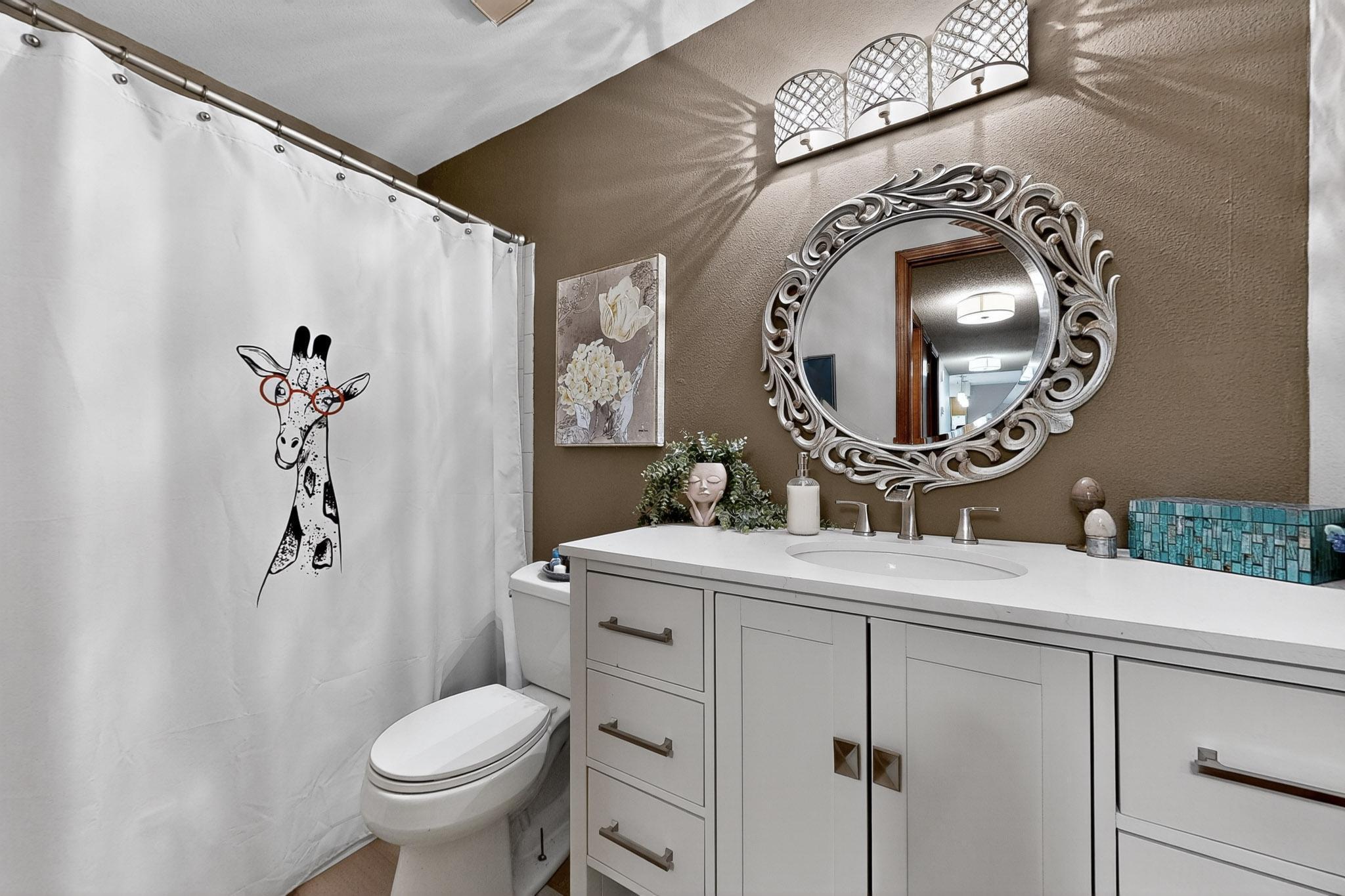 5805 Chimayo Drive NW