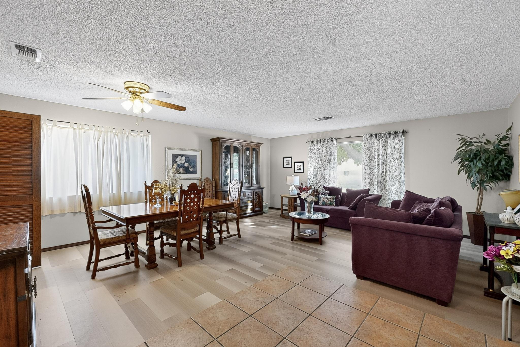 5805 Chimayo Drive NW