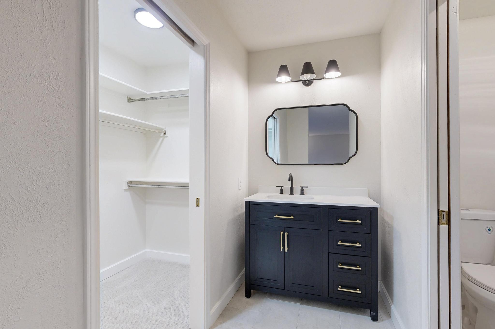 13209 INDIAN SCHOOL Road NE