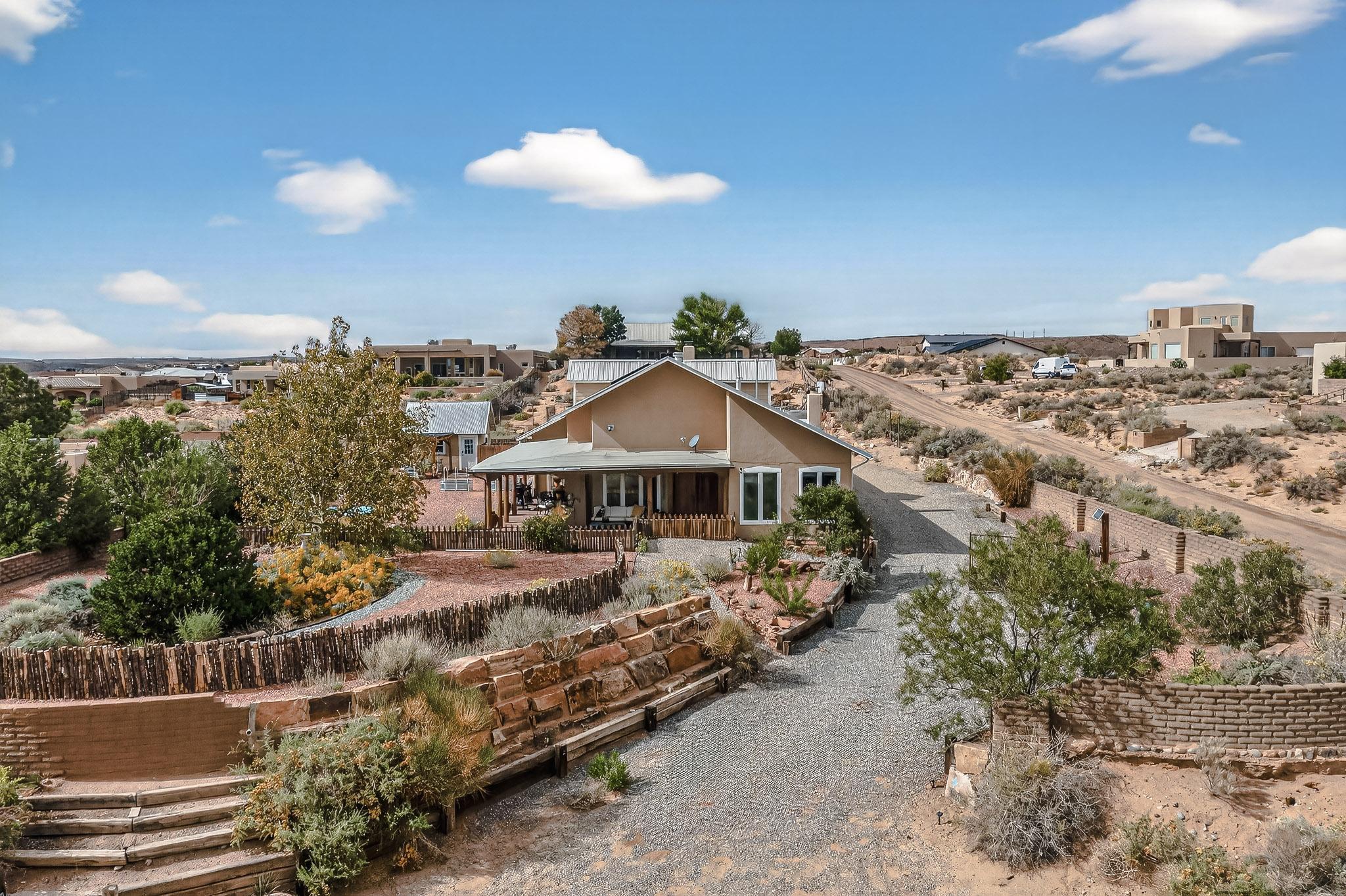 1925 Sonora Road NE