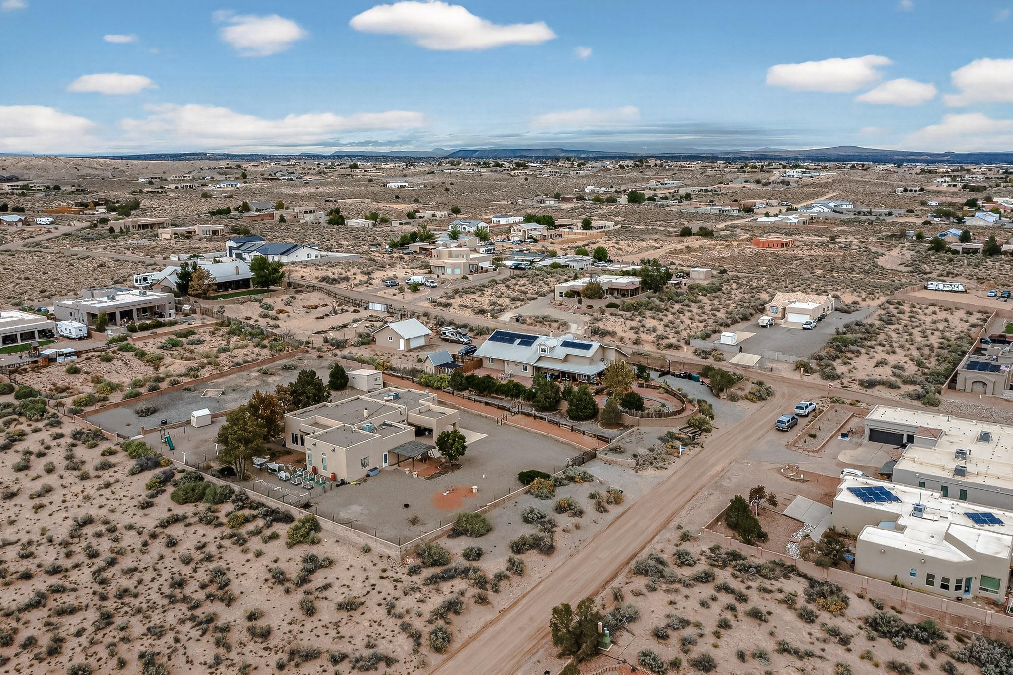 1925 Sonora Road NE