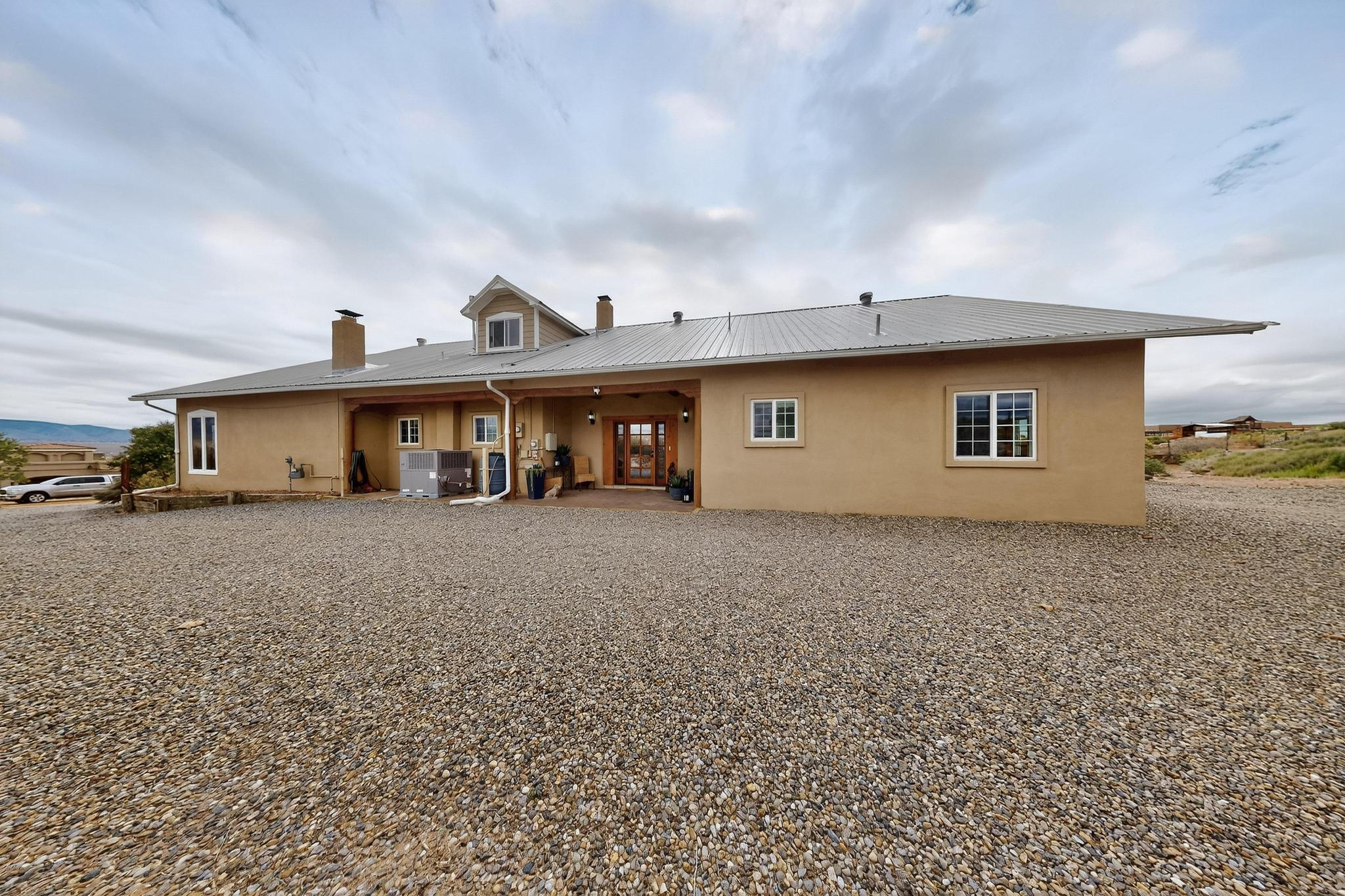 1925 Sonora Road NE