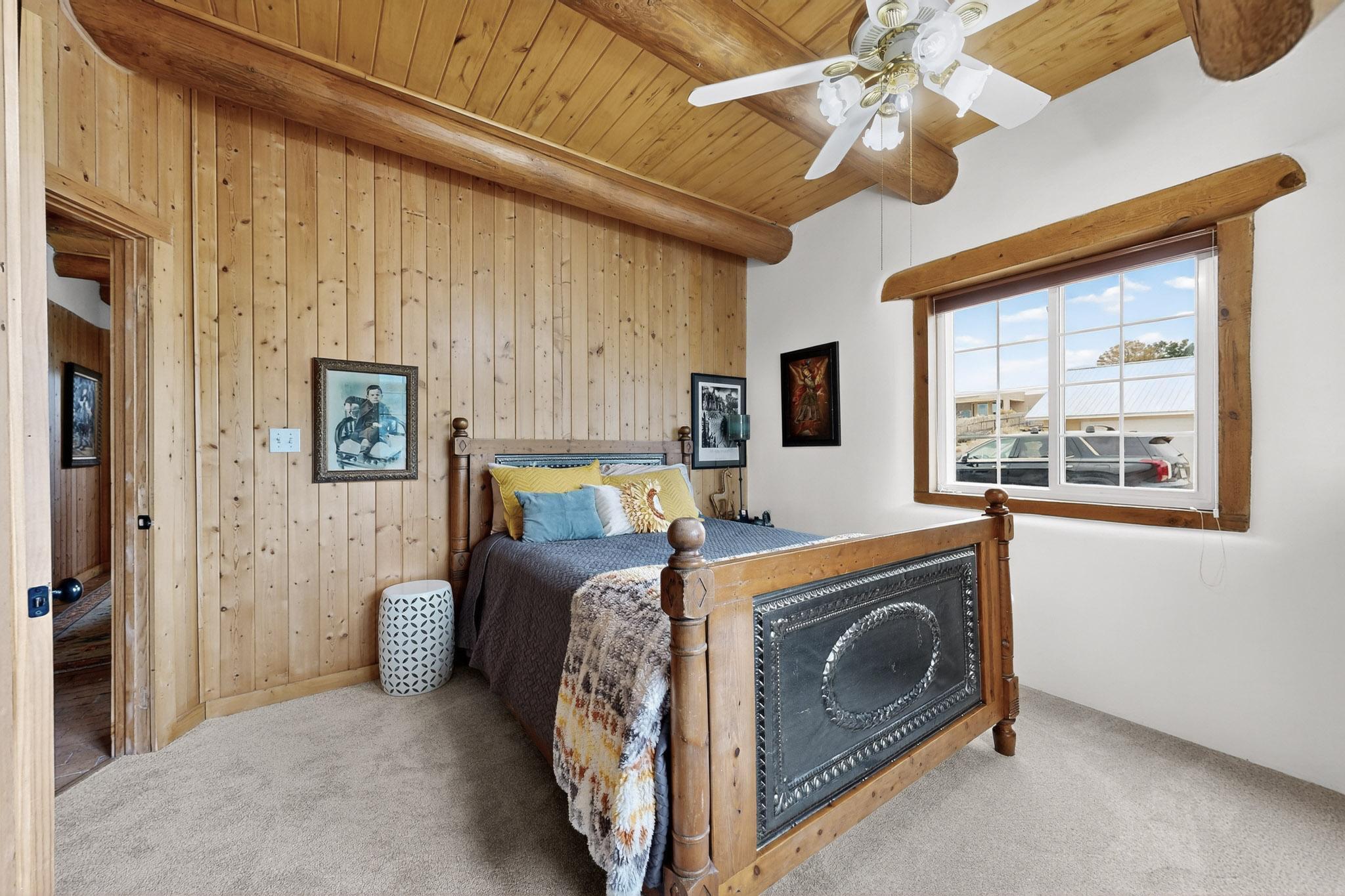 1925 Sonora Road NE