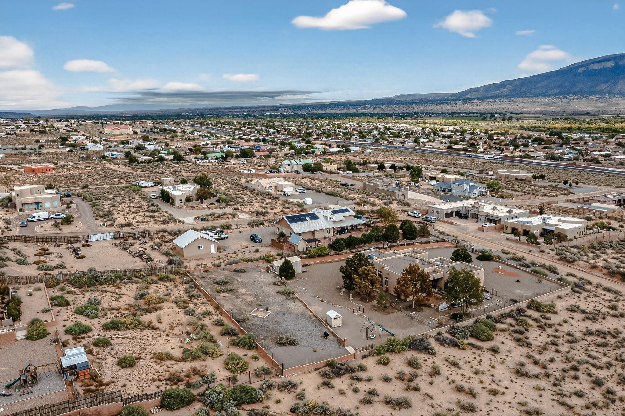 1925 Sonora Road NE