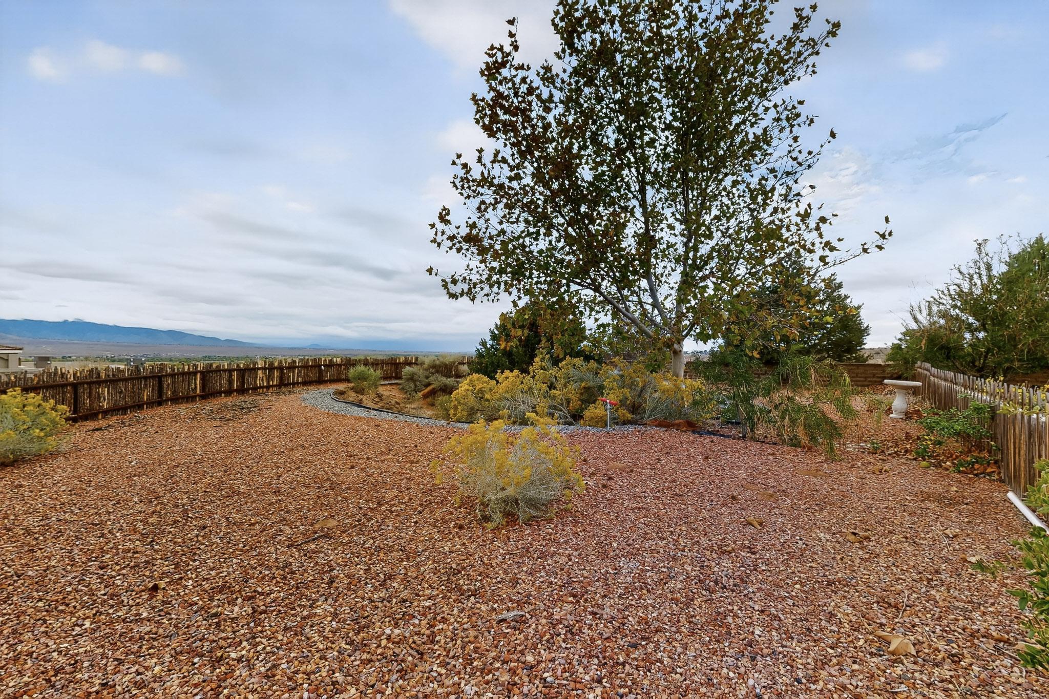 1925 Sonora Road NE