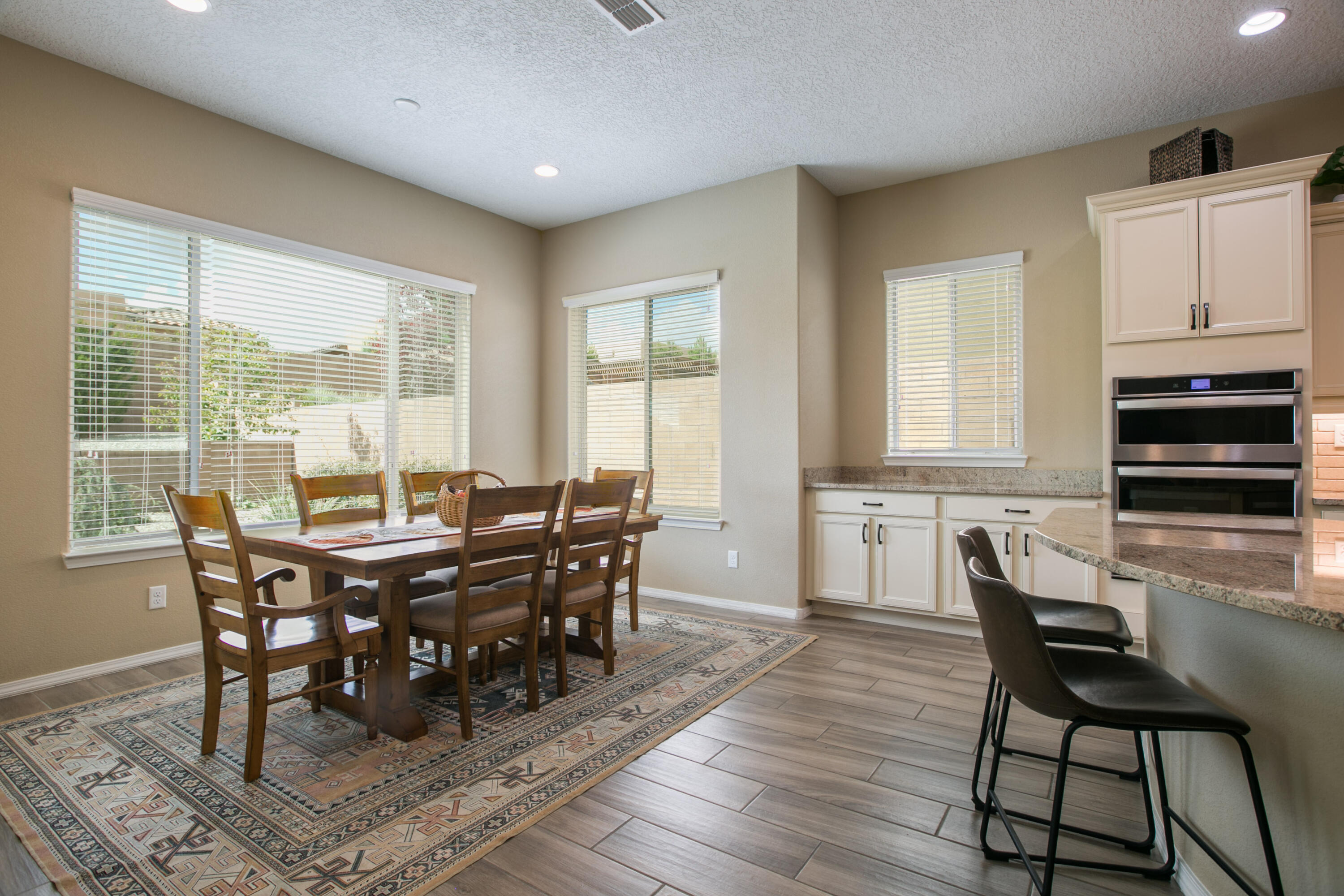 2319 Granite Mountain Lp NW