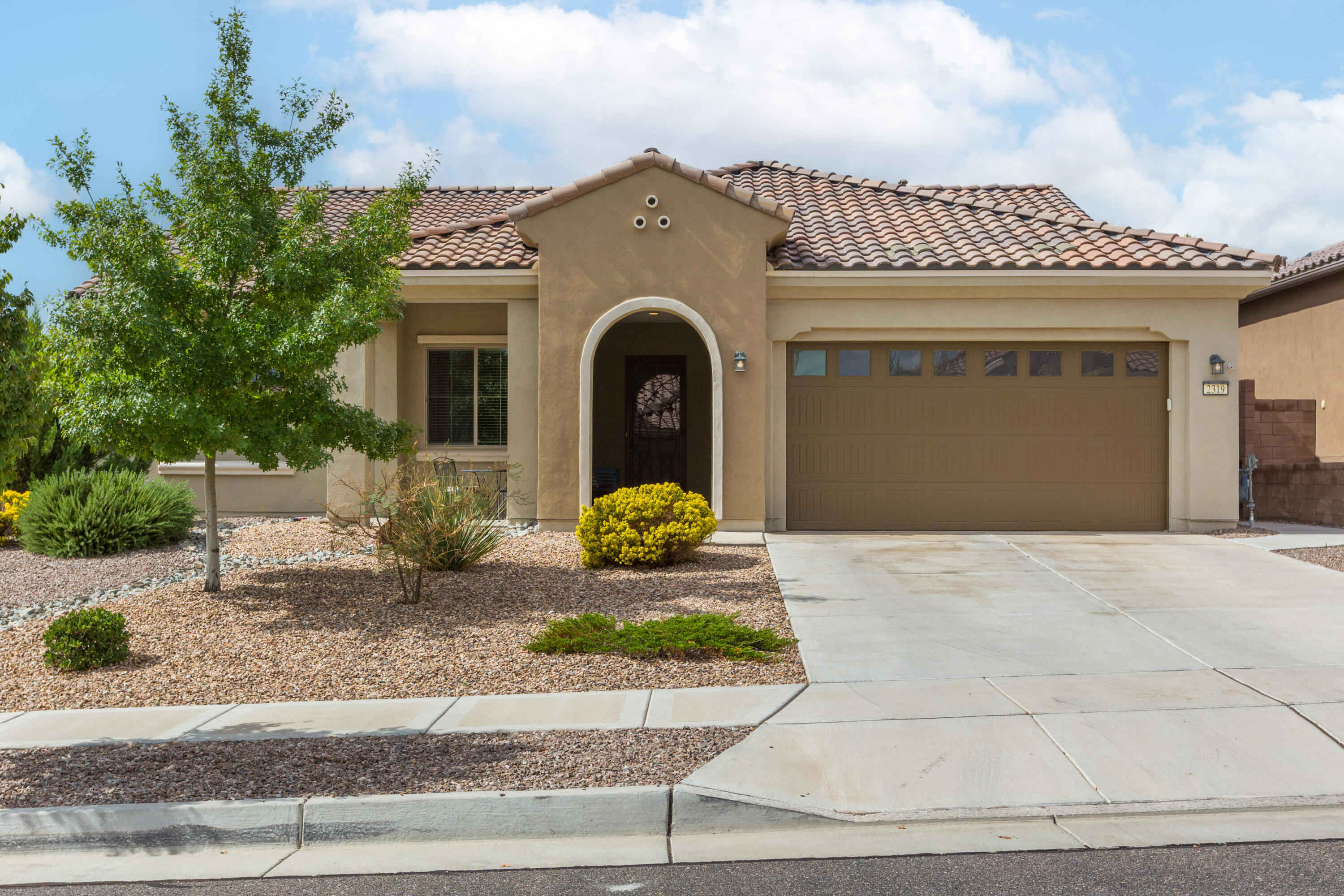 2319 Granite Mountain Lp NW