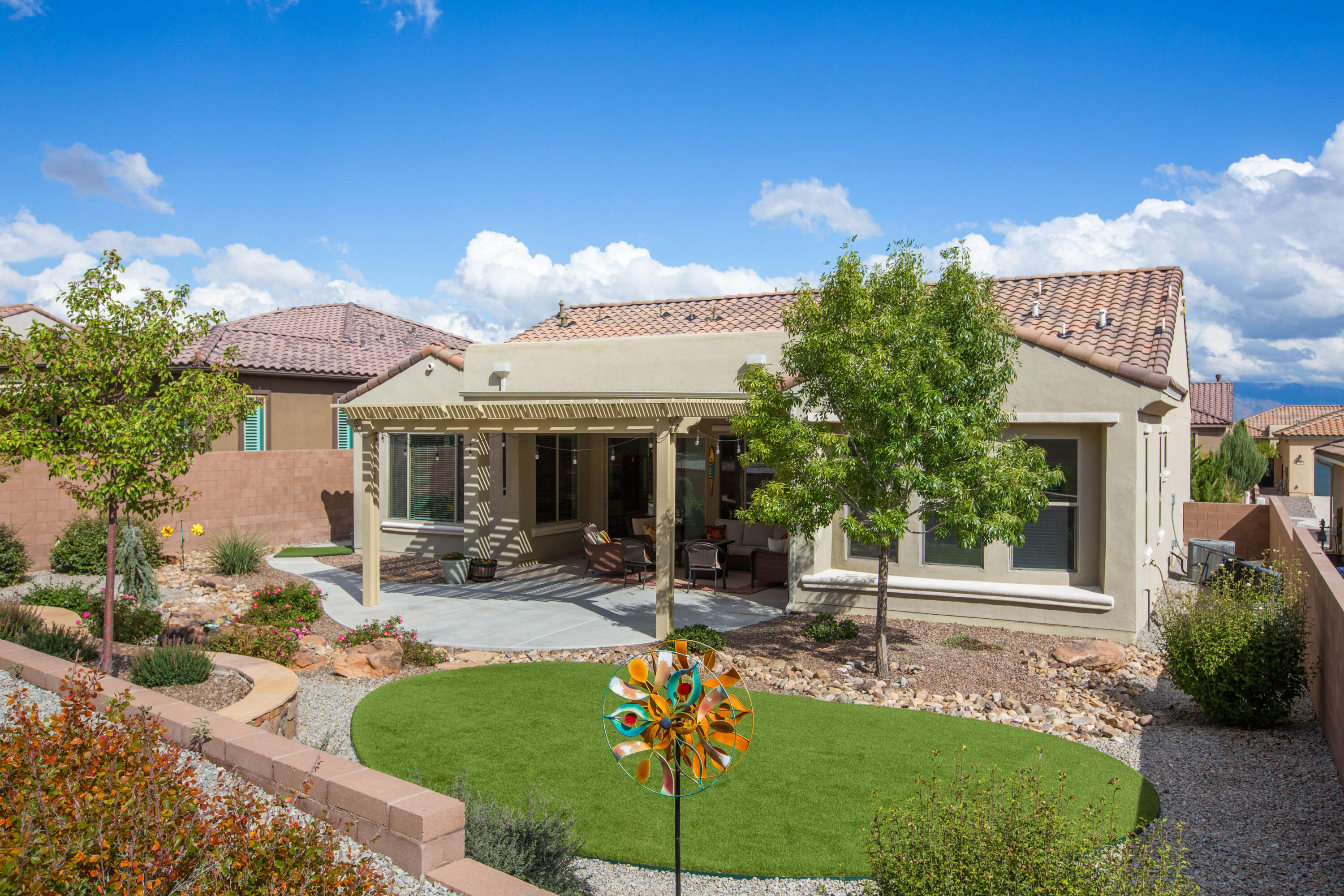 2319 Granite Mountain Lp NW