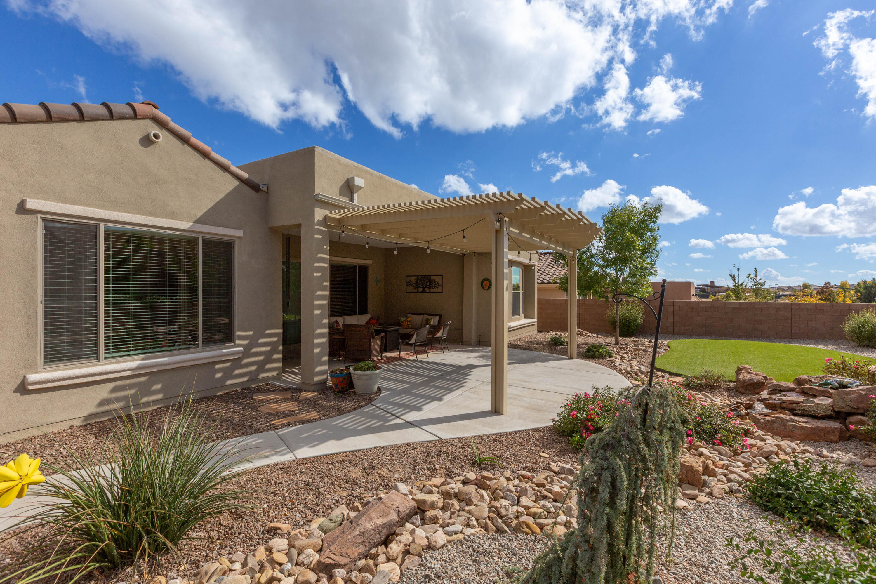 2319 Granite Mountain Lp NW