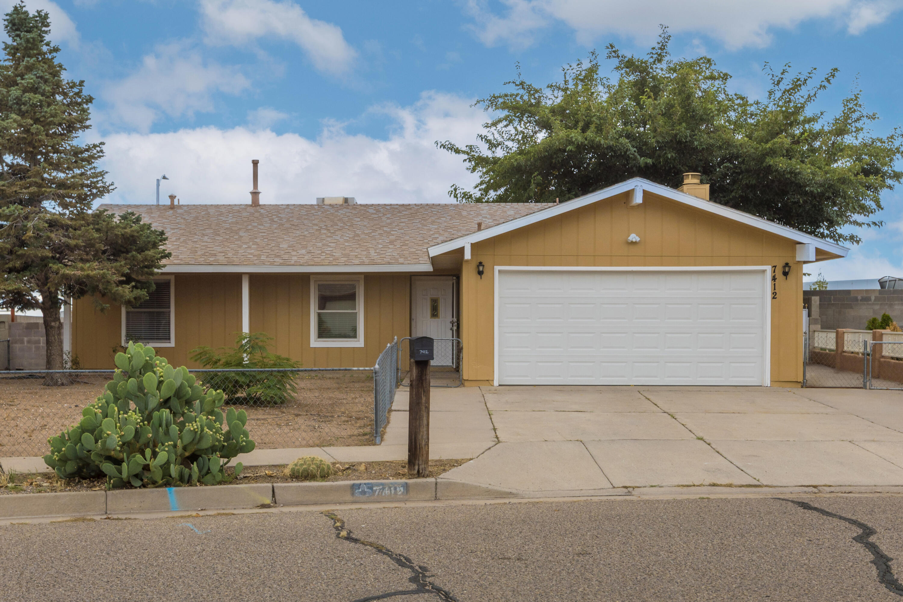 7412 Mint Place NW