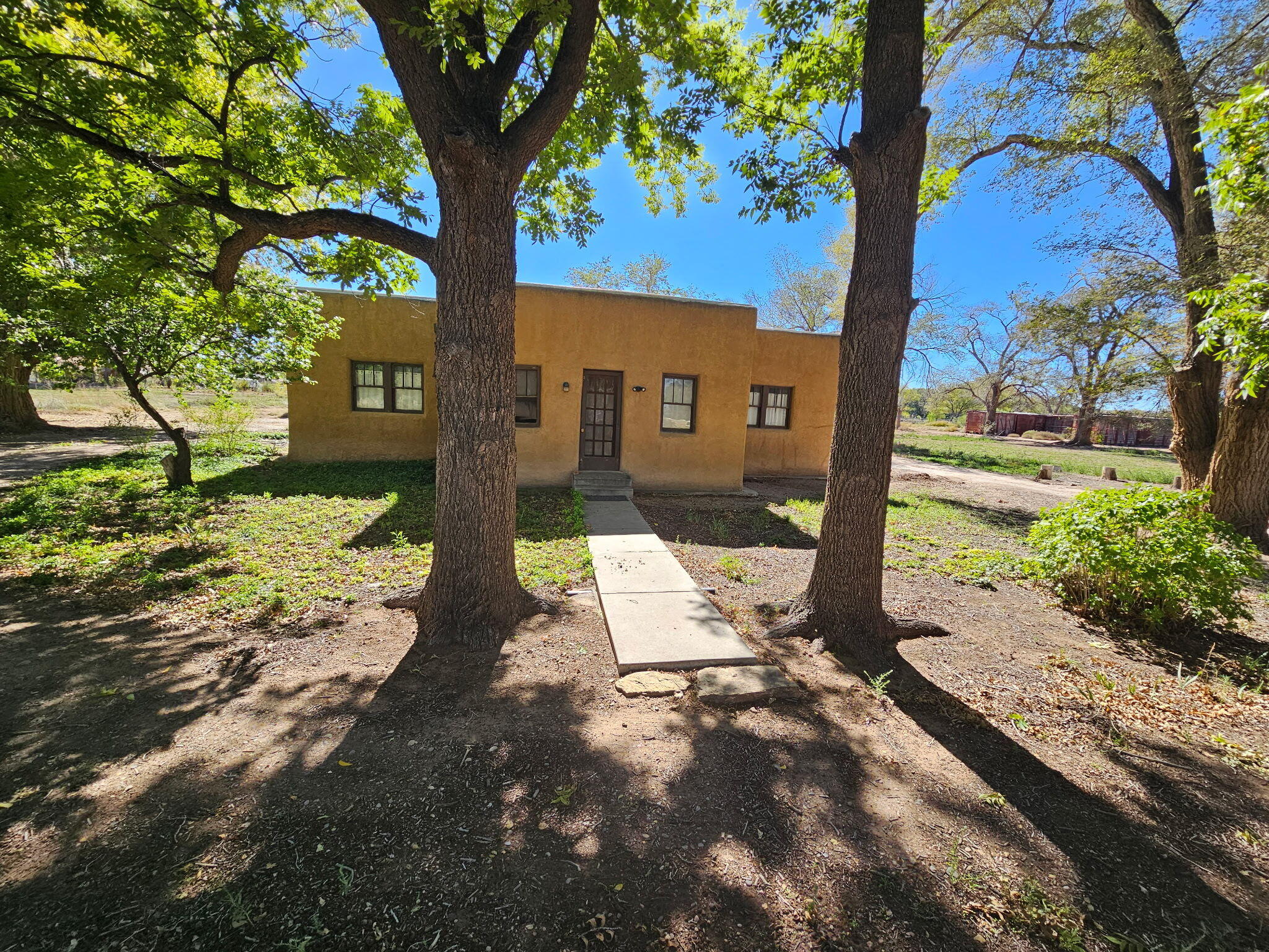 2216 Pajarito/ Parcel 1 Road SW