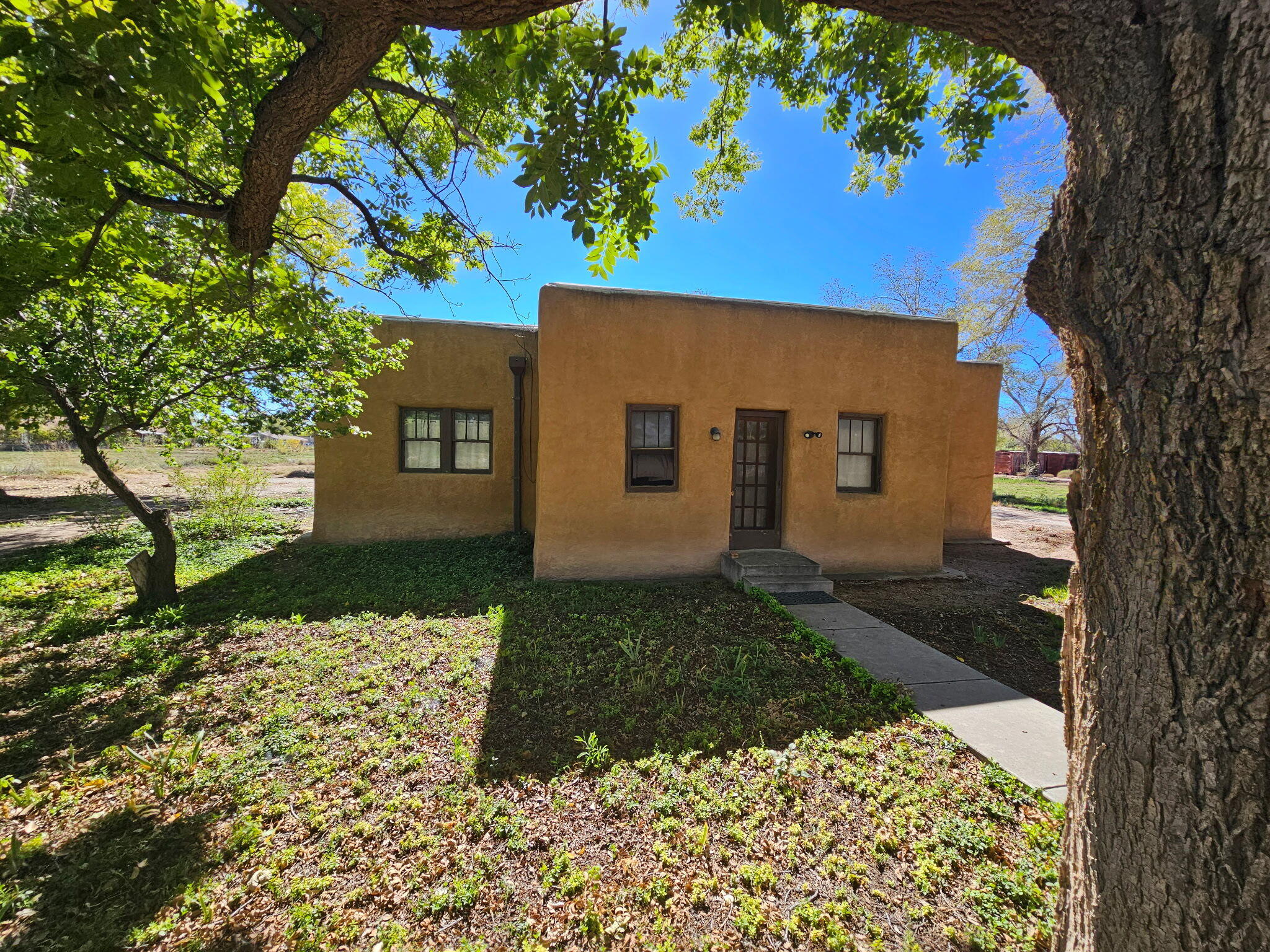 2216 Pajarito/ Parcel 1 Road SW