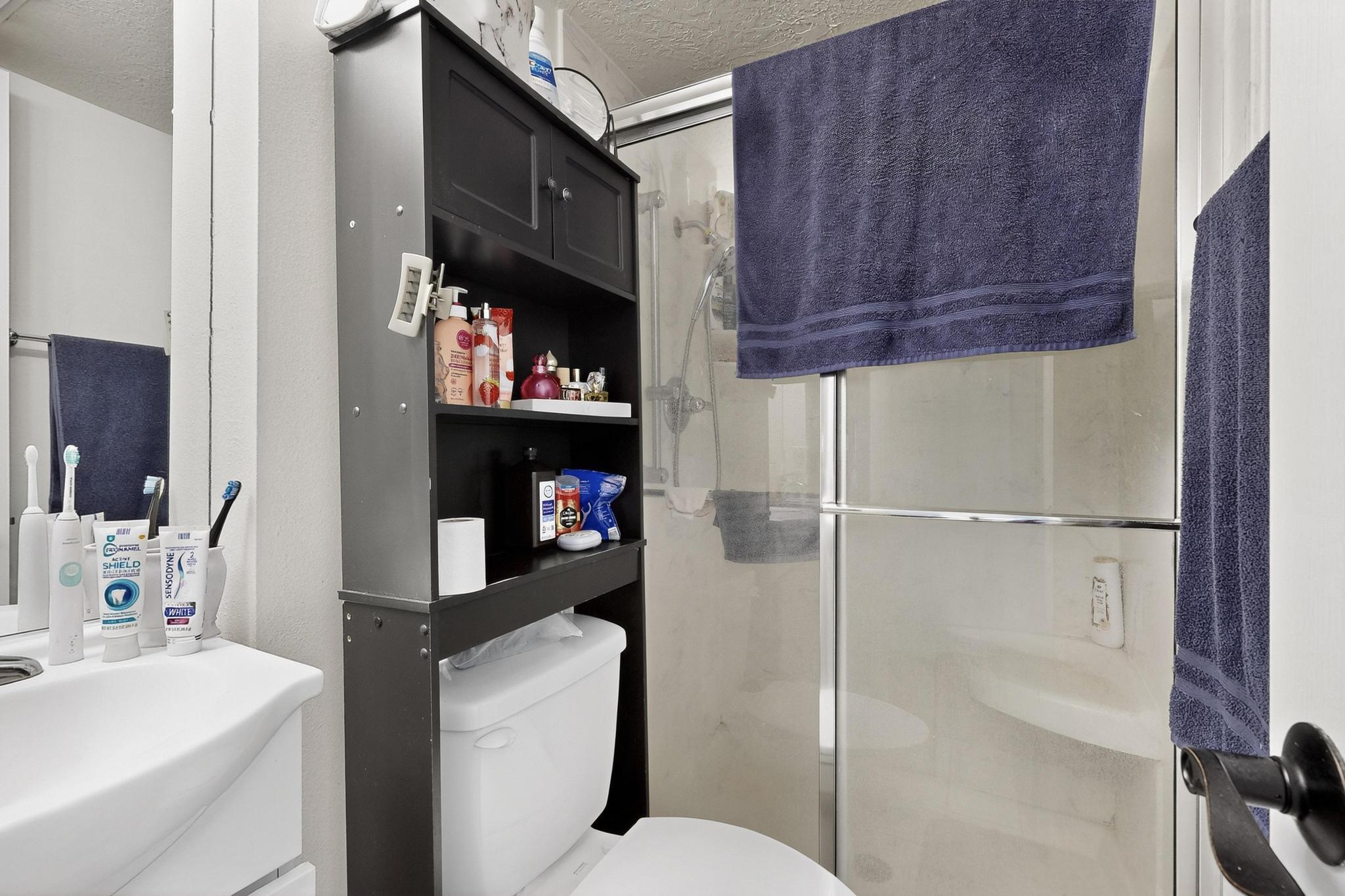 49 Calle San Blas NE