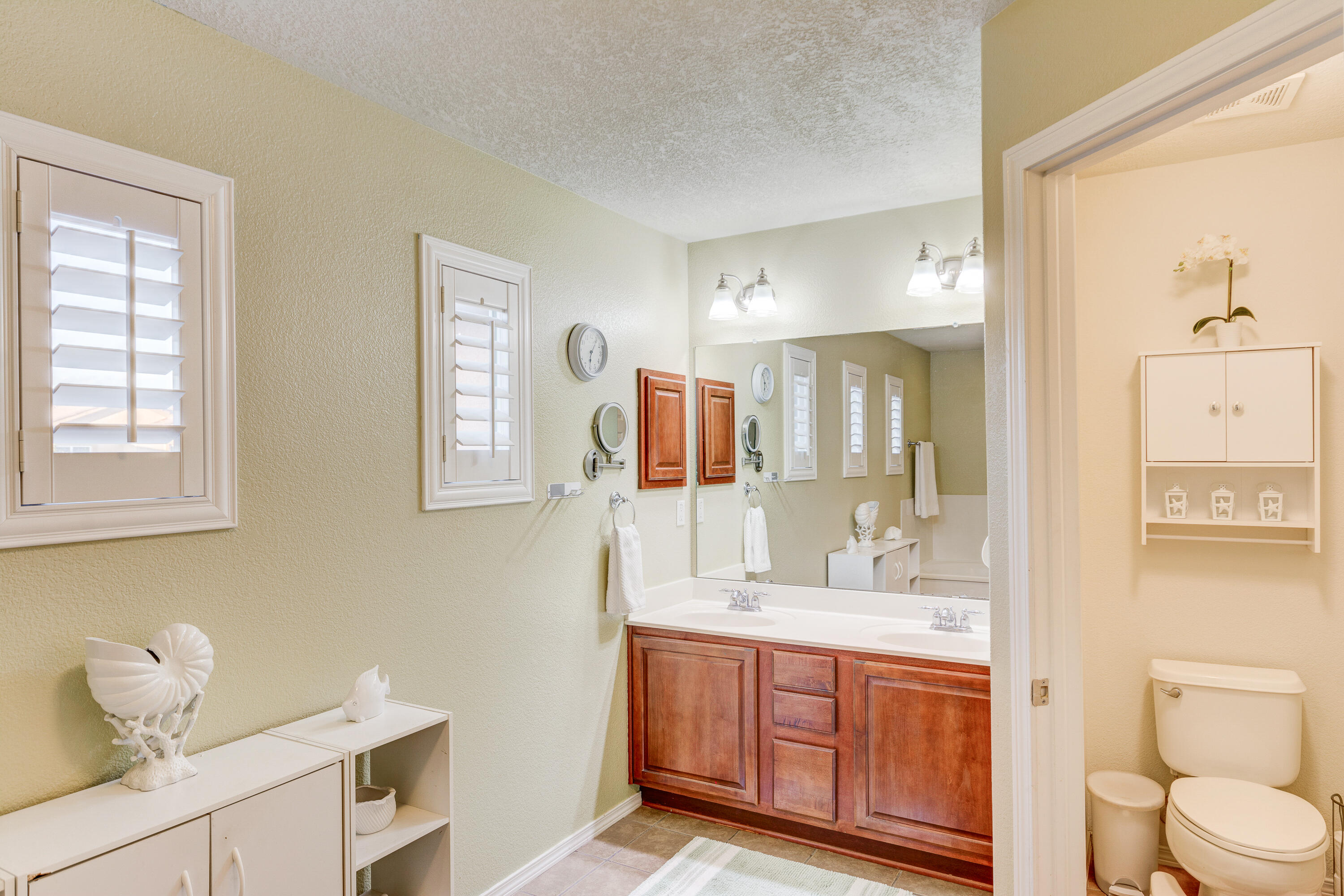 2608 Corte Castellon SE