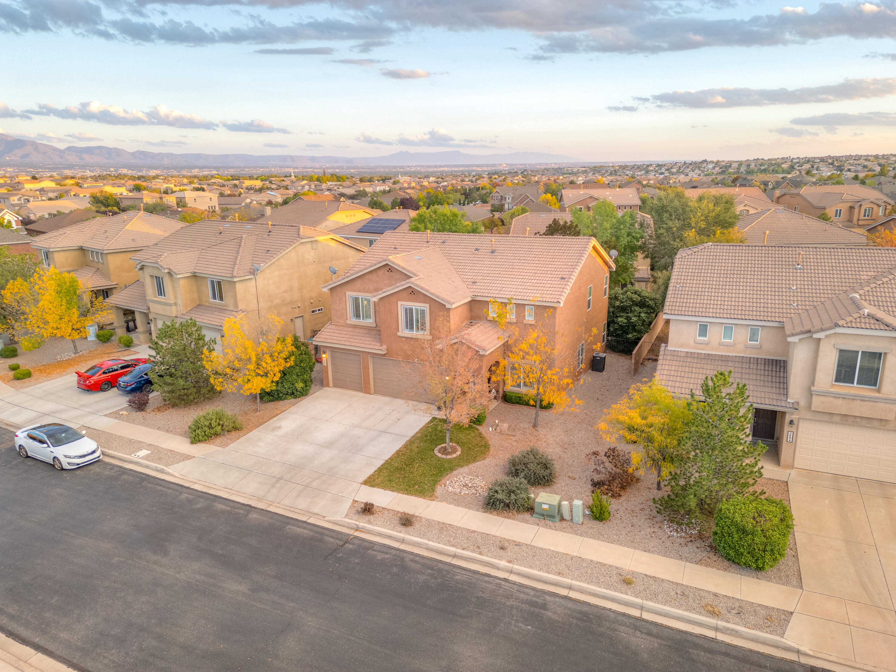 2608 Corte Castellon SE