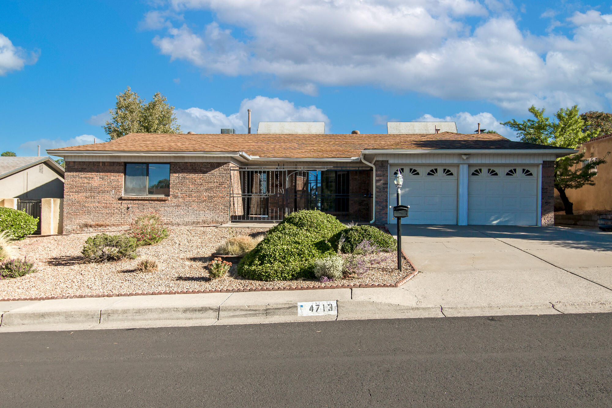 4713 Oahu Drive NE