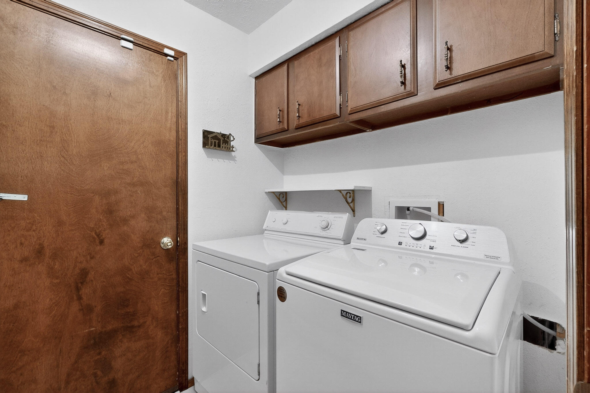 1322 Monte Largo Drive NE