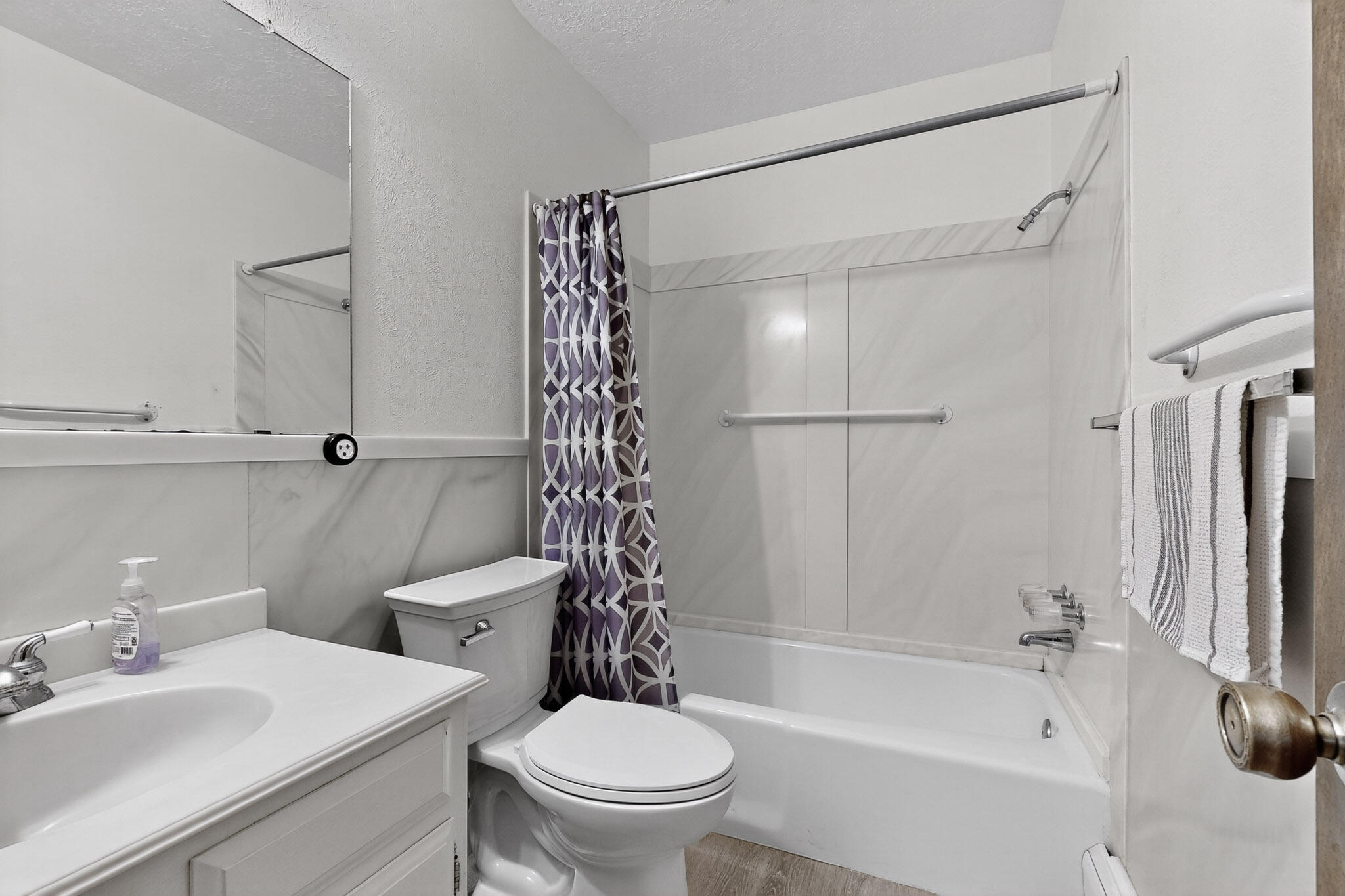 1322 Monte Largo Drive NE