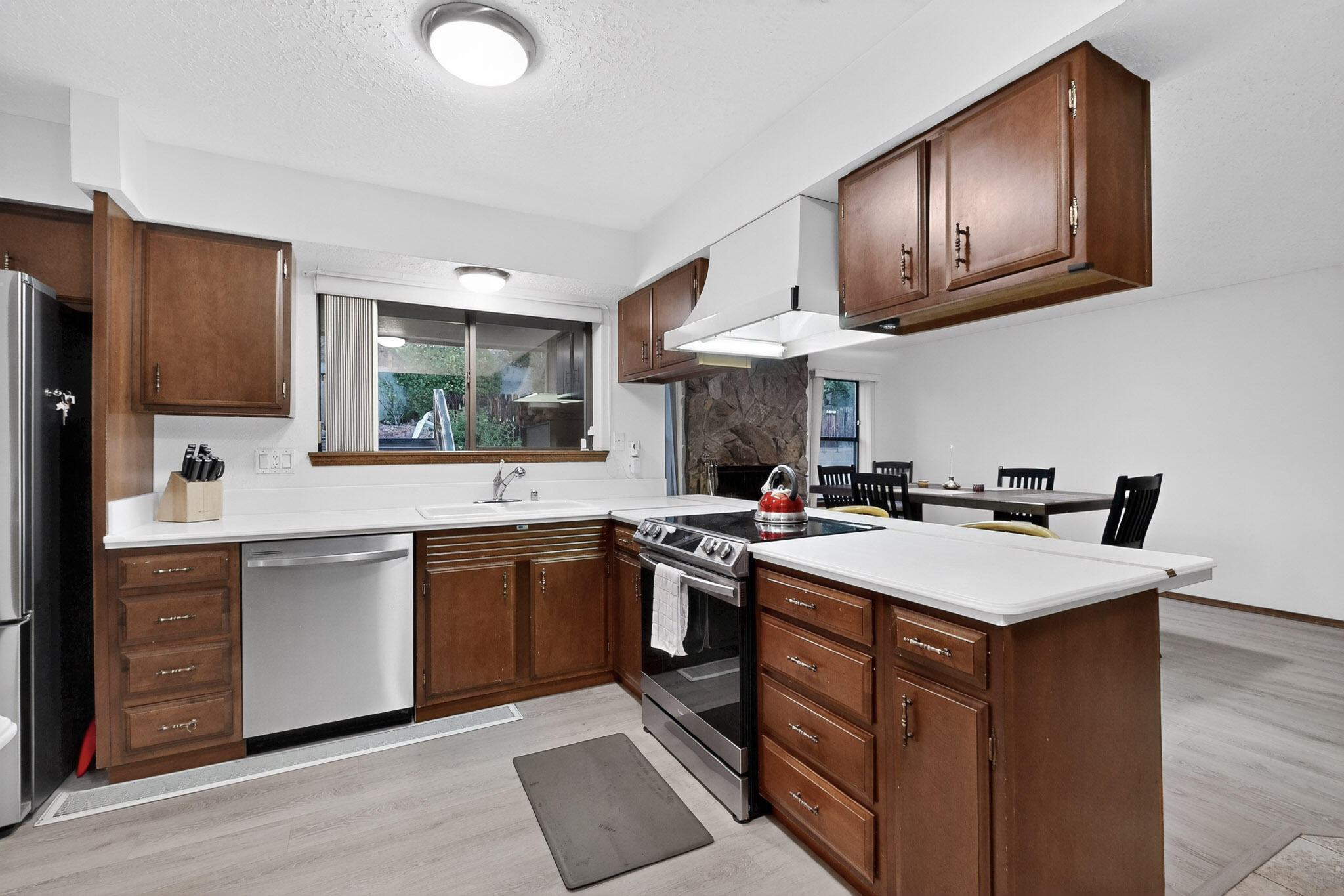 1322 Monte Largo Drive NE