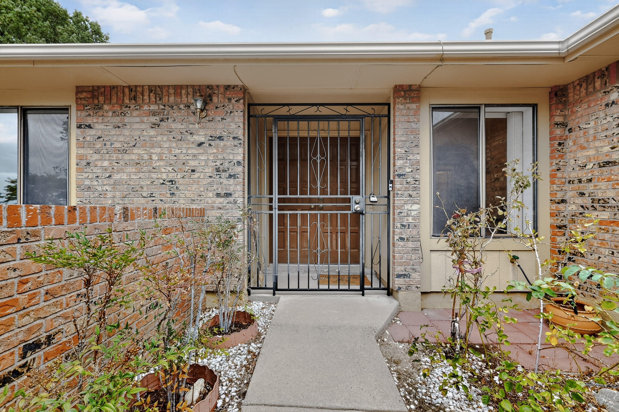 1322 Monte Largo Drive NE