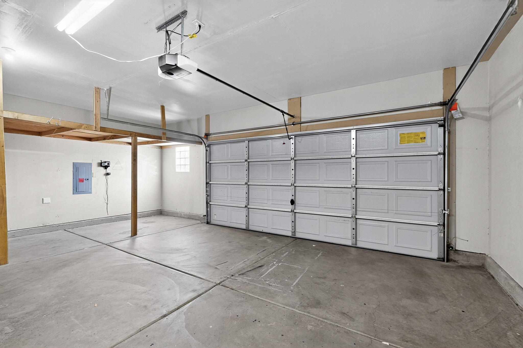 5135 Rose Quartz Avenue NW