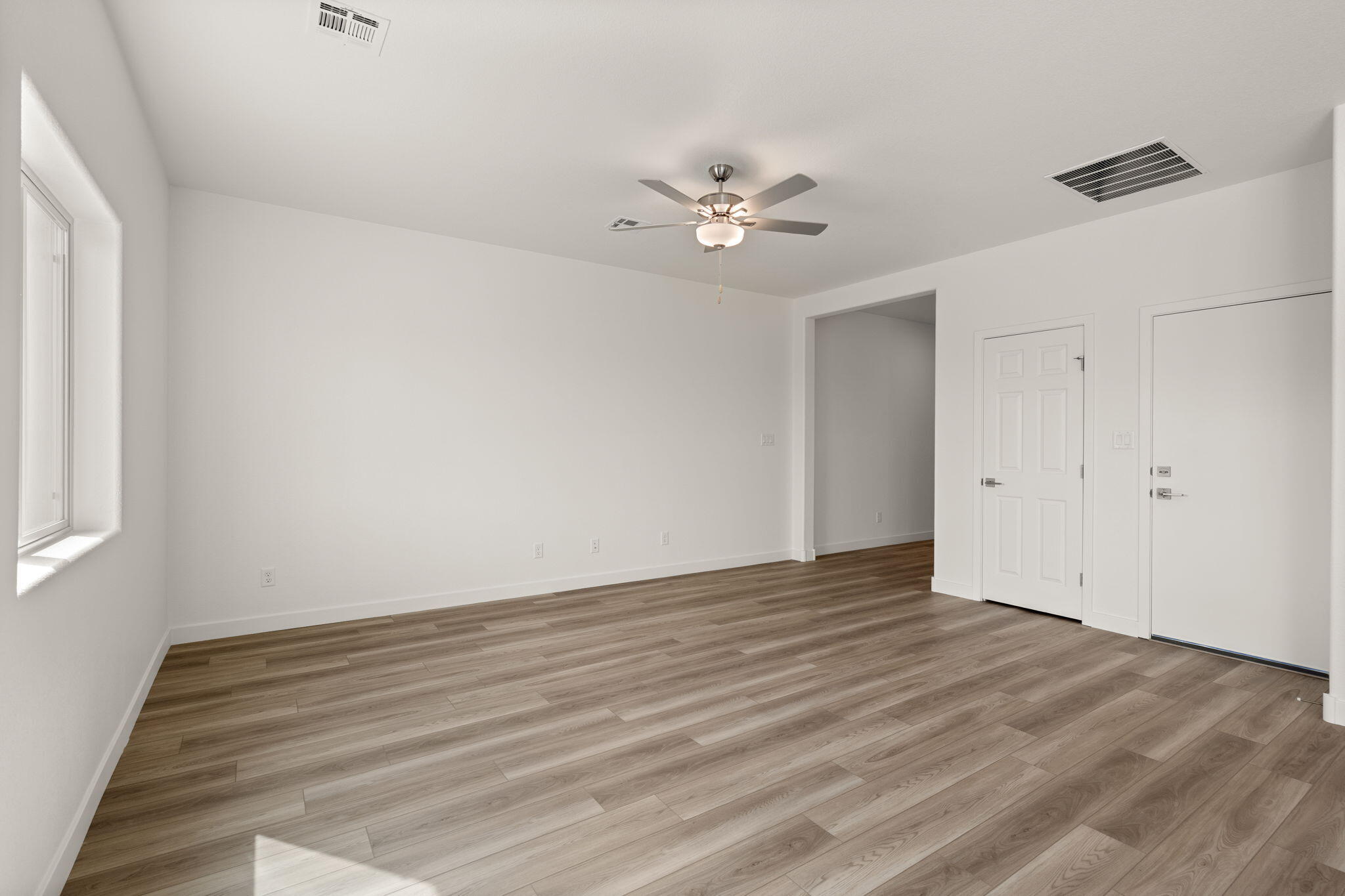 1533 Rawhide Loop NE