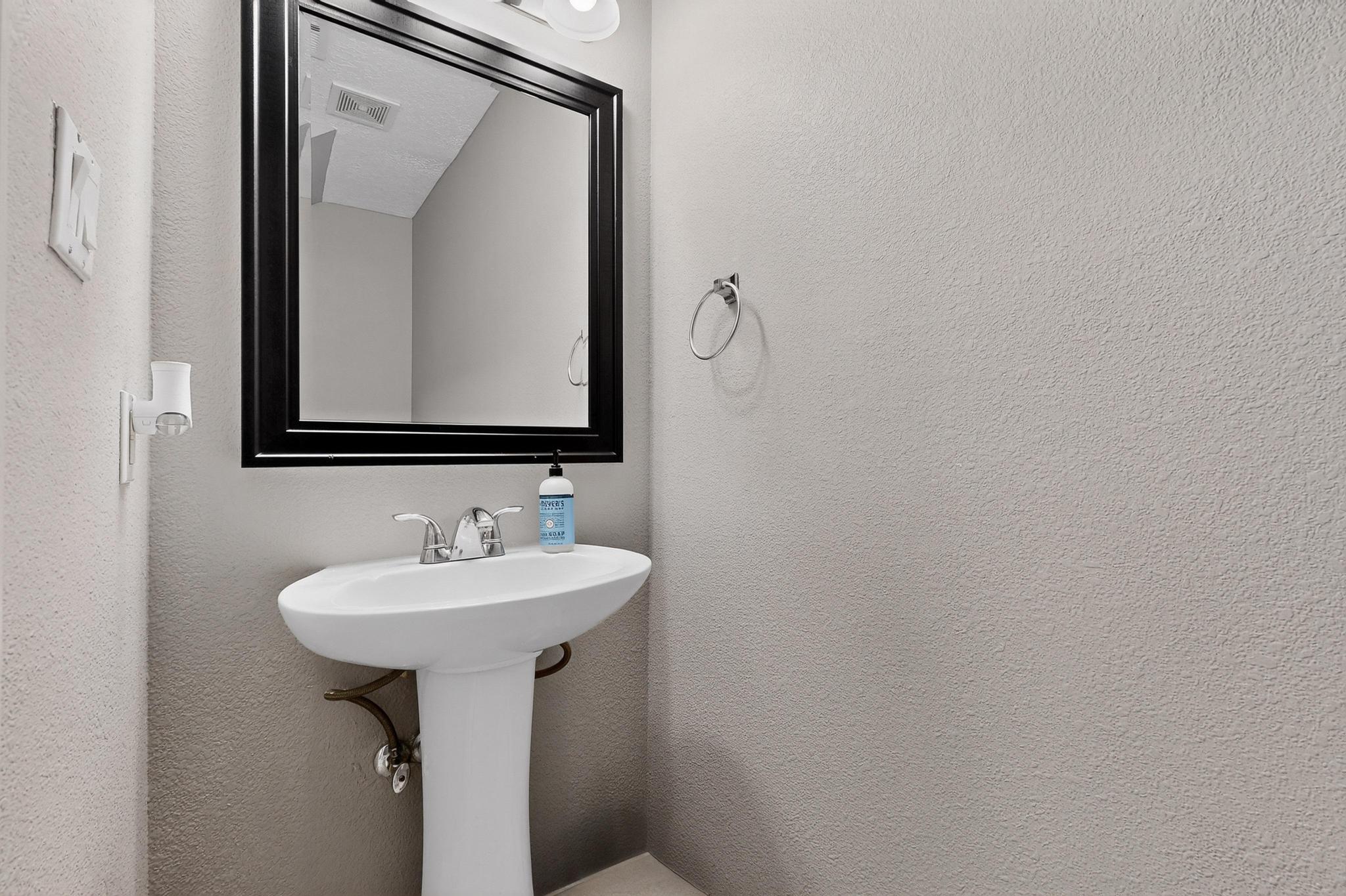 2005 Sea Breeze Street NW