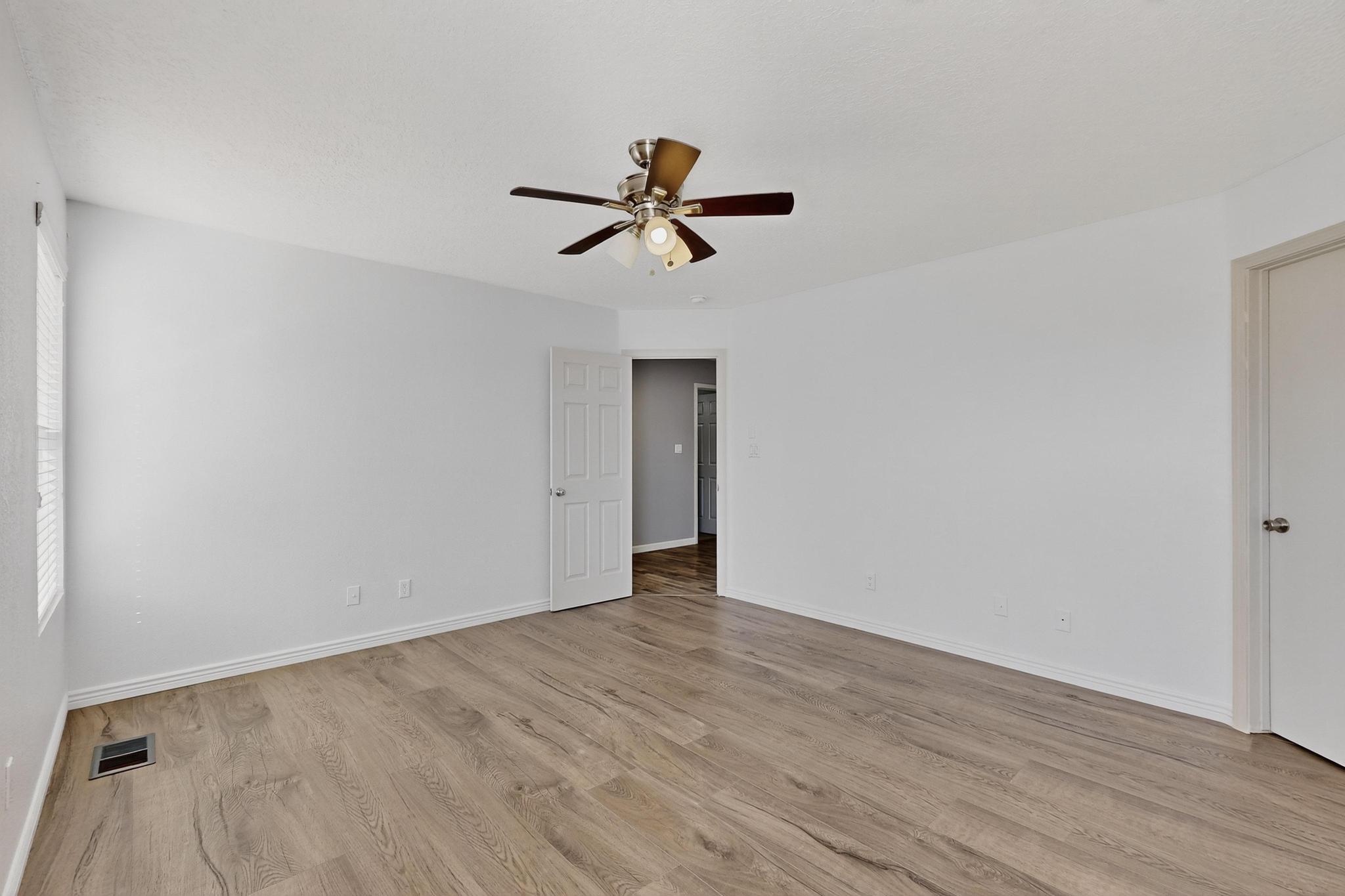 2005 Sea Breeze Street NW