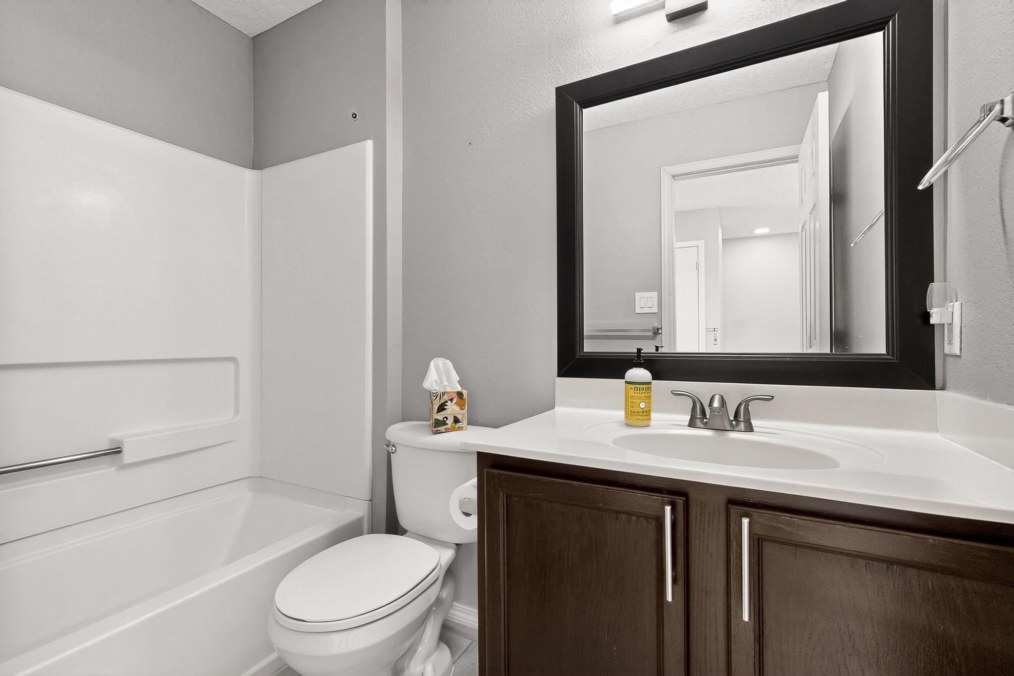 2005 Sea Breeze Street NW