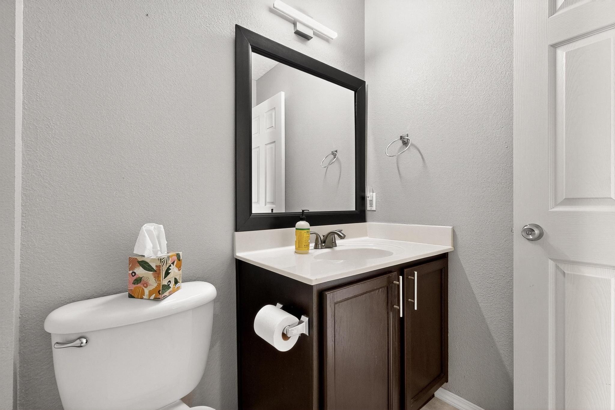 2005 Sea Breeze Street NW