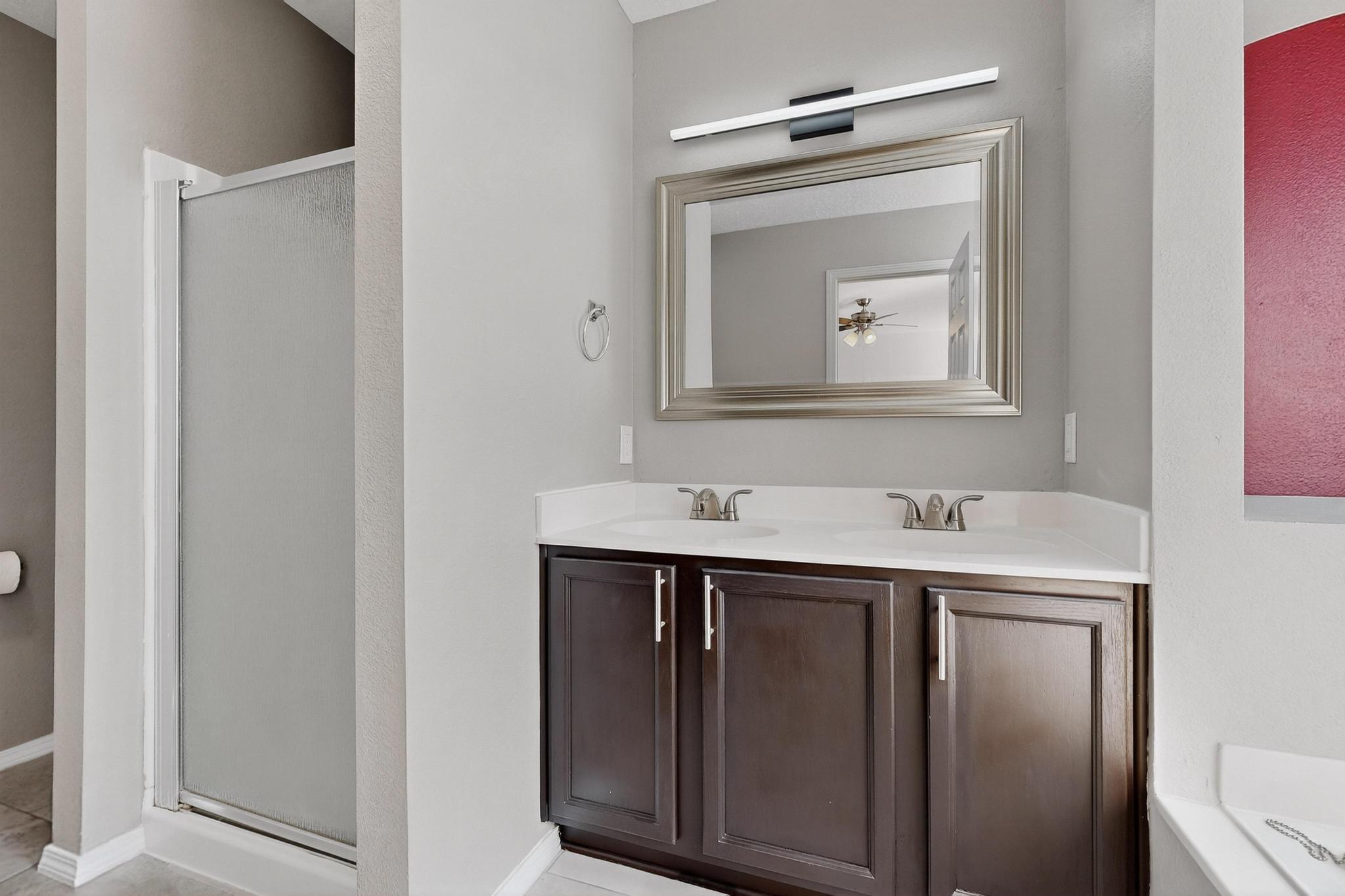 2005 Sea Breeze Street NW