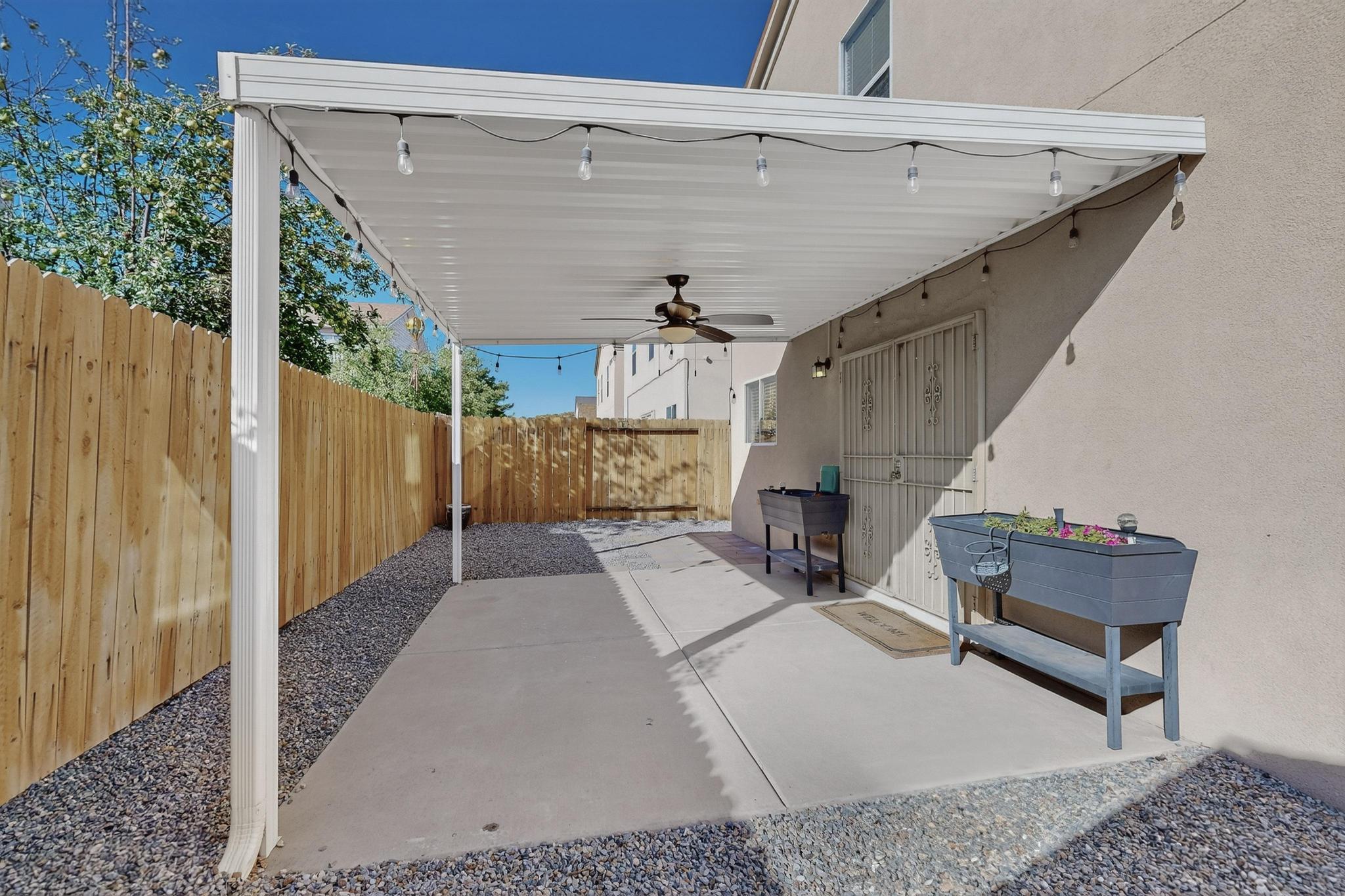 2005 Sea Breeze Street NW