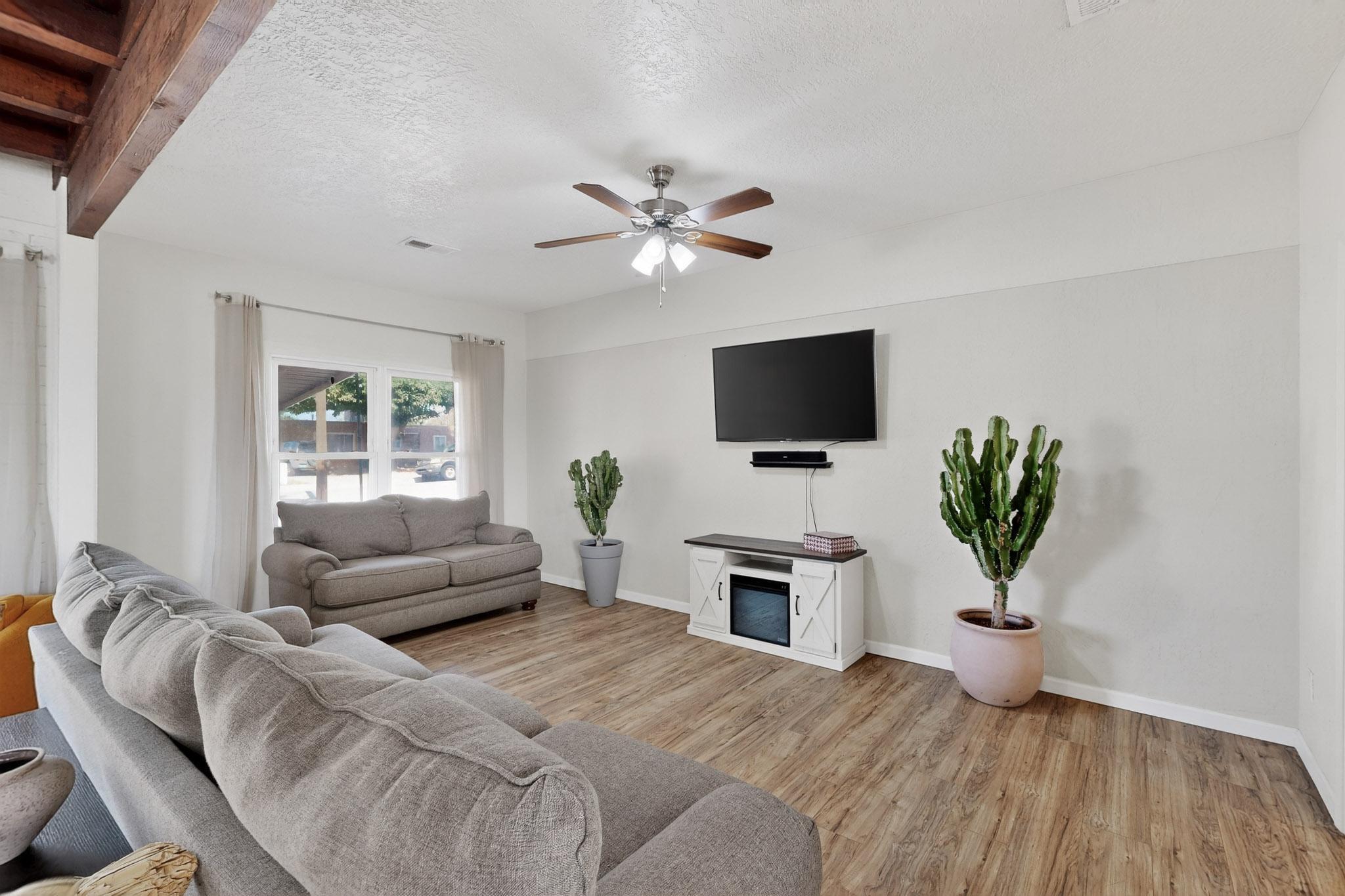 1126 Propps Street NE