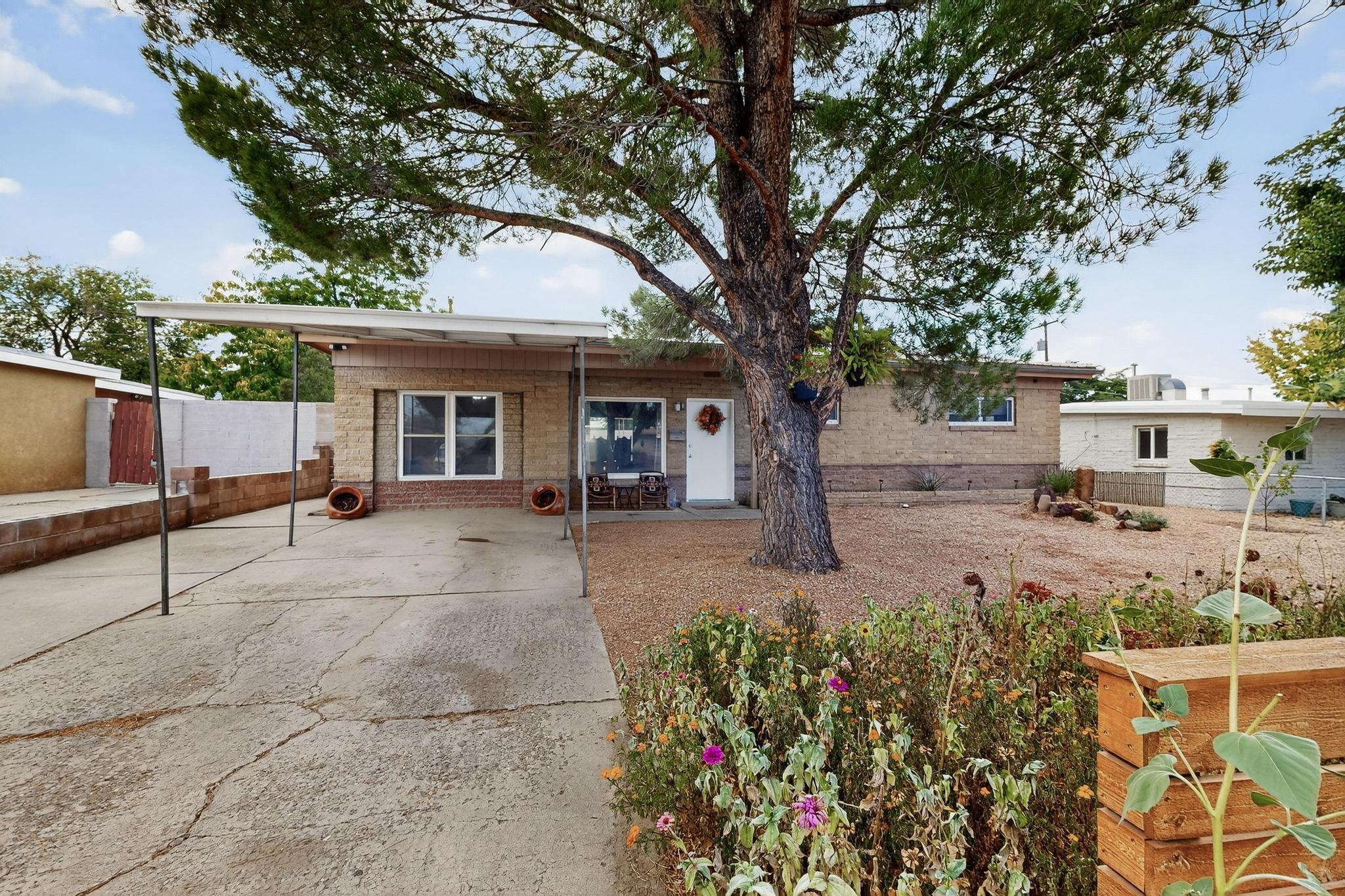 1126 Propps Street NE